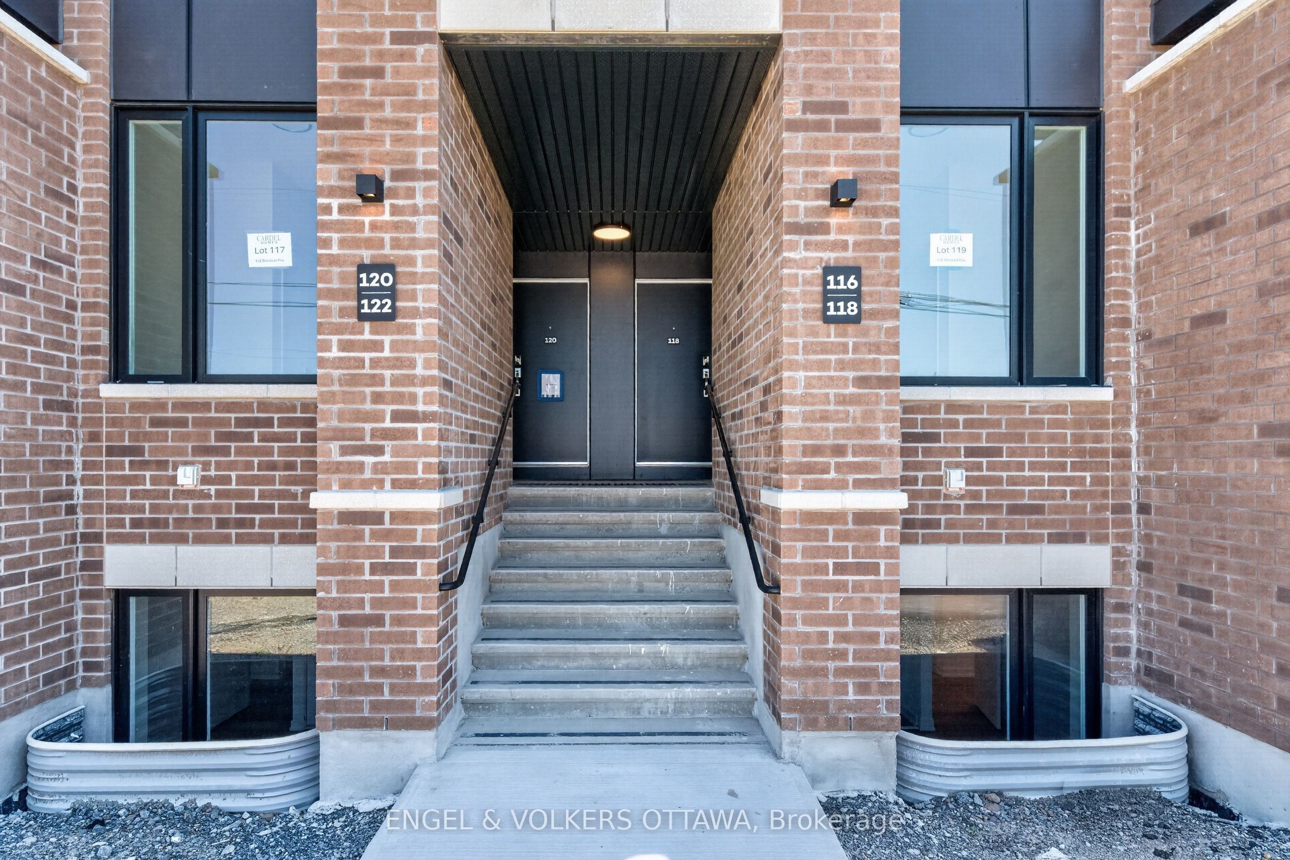 120 Stardust Private Property Photo 2