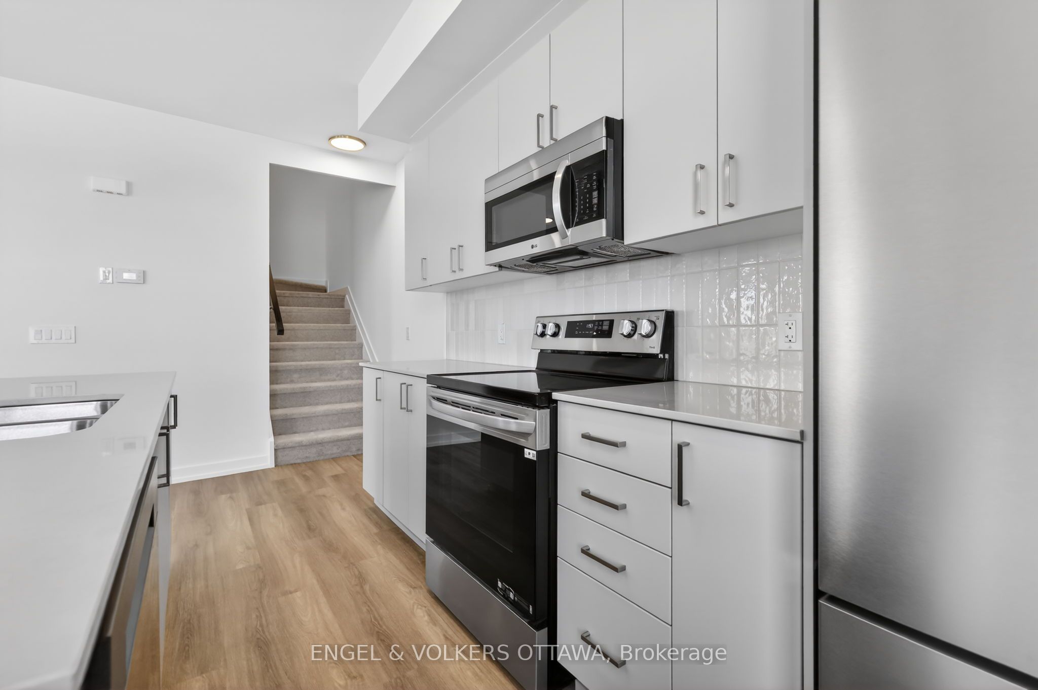 120 Stardust Private Property Photo 7