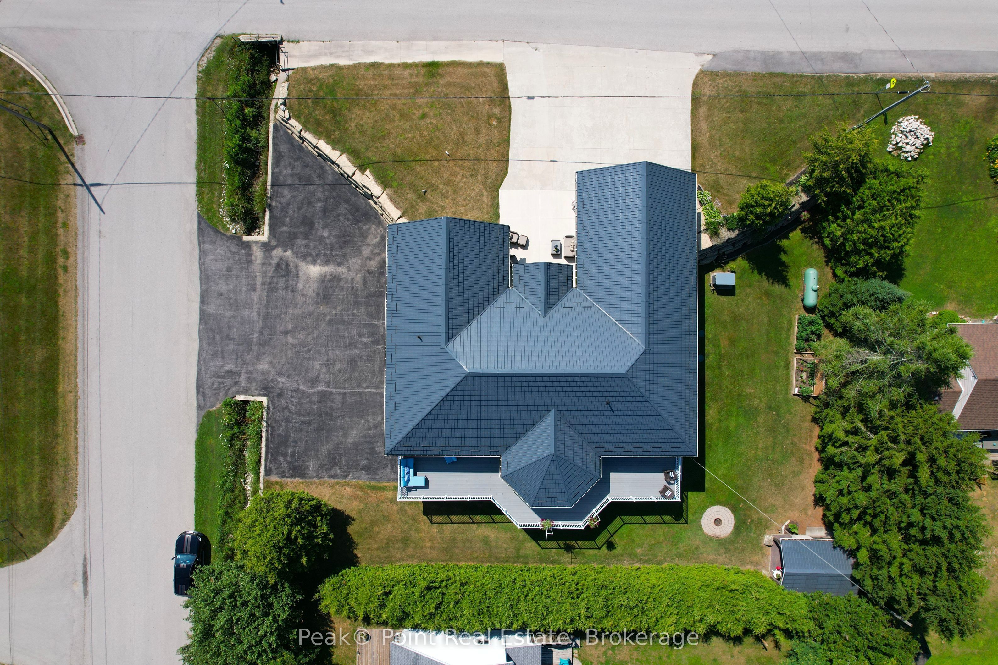 20 Moore Street Property Photo 7