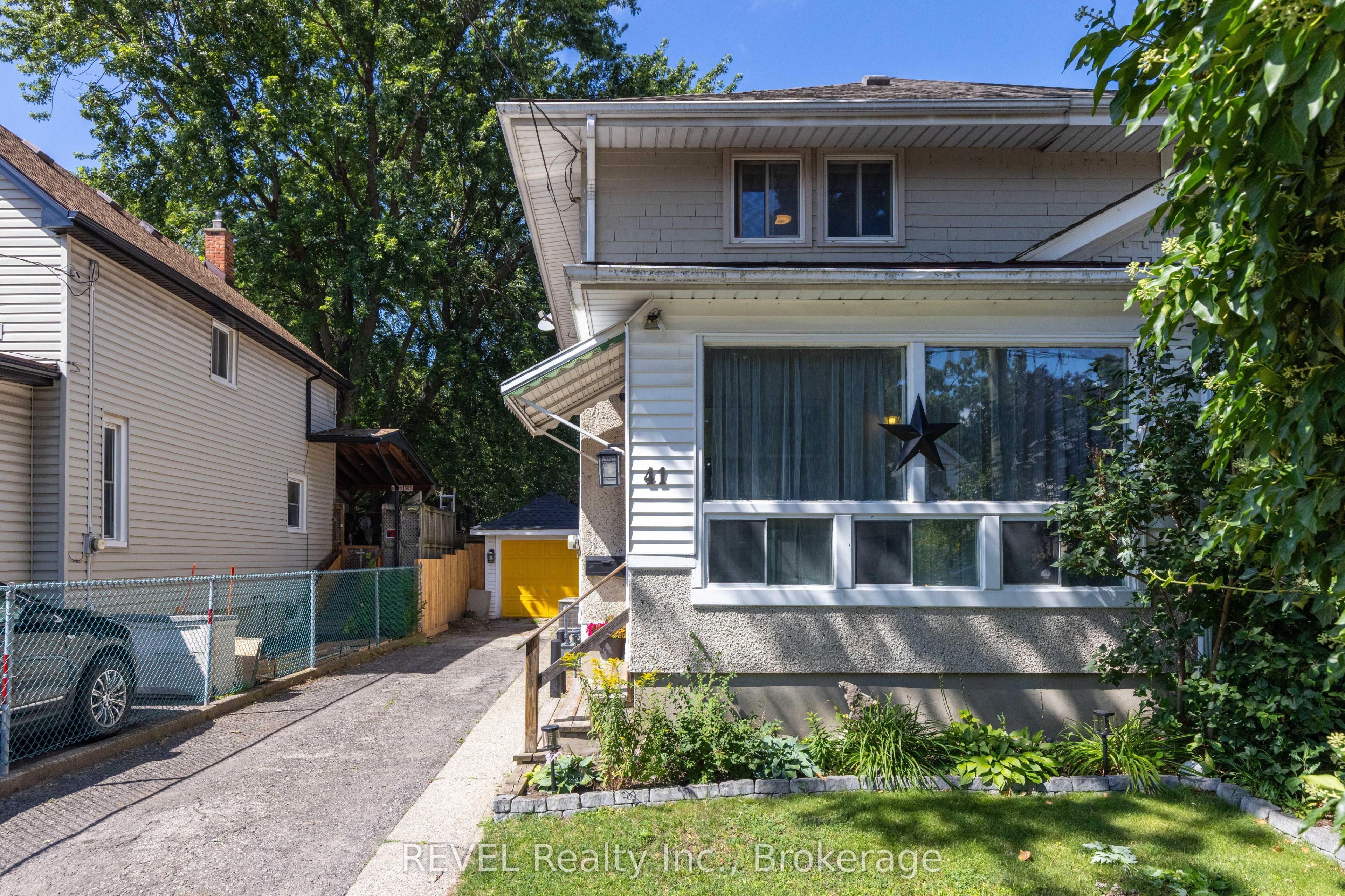 41 Ottawa Street Property Photo 2