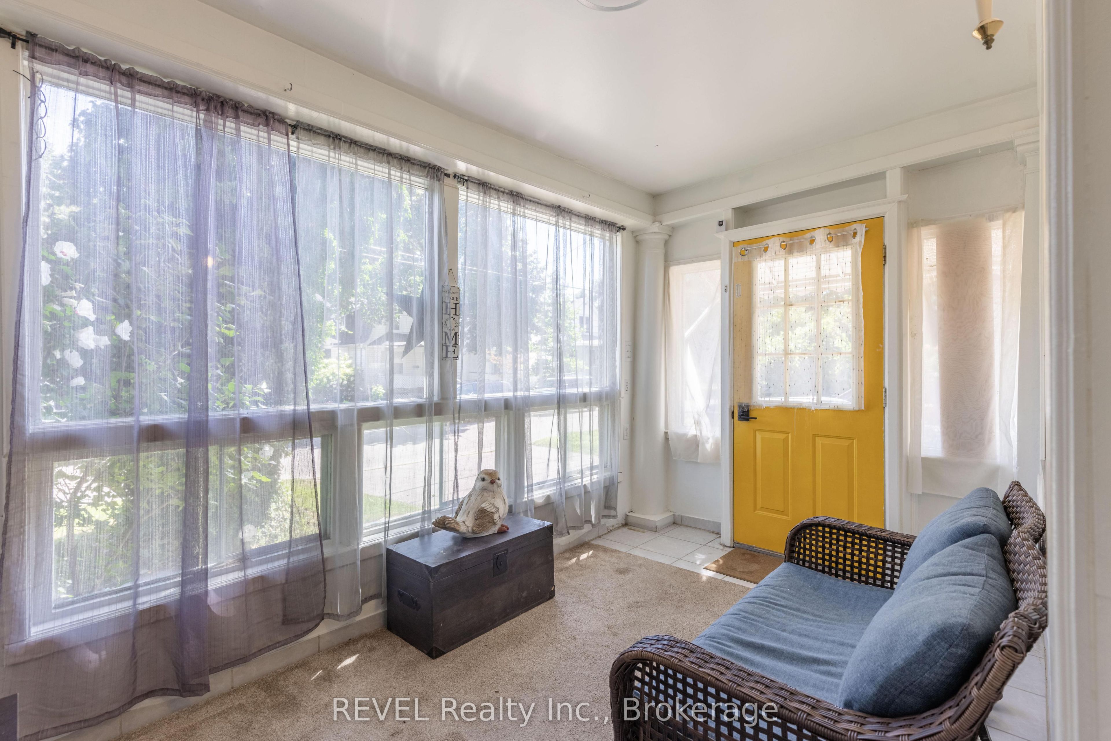 41 Ottawa Street Property Photo 6