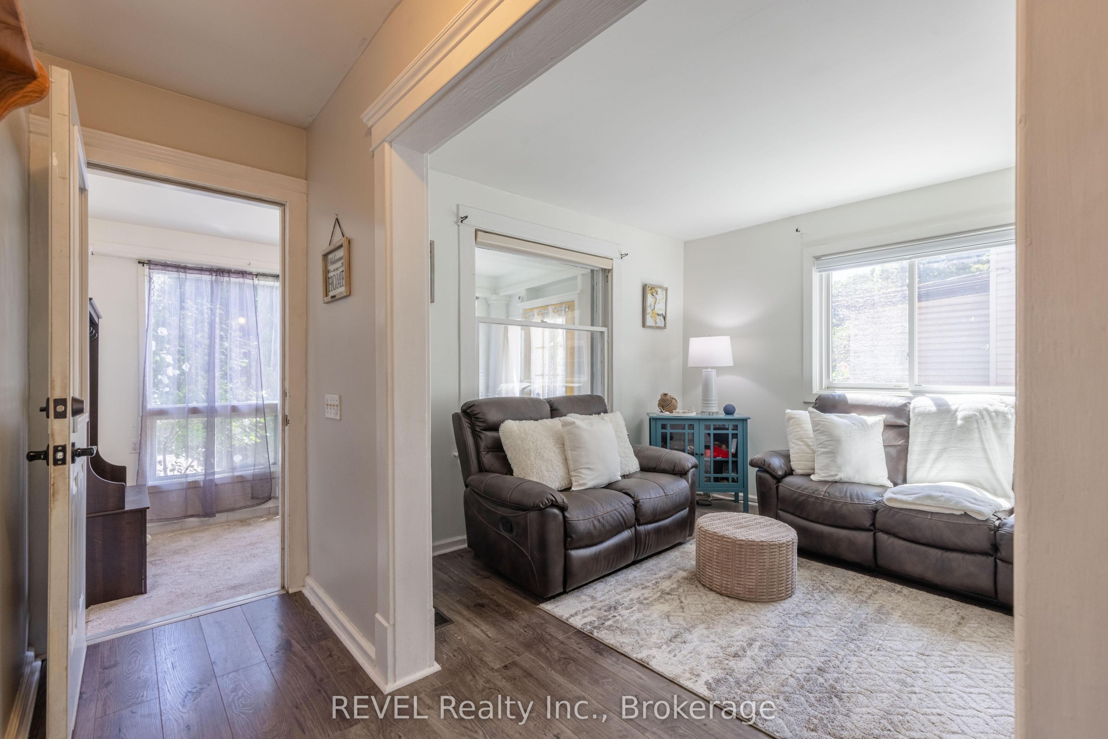 41 Ottawa Street Property Photo 9