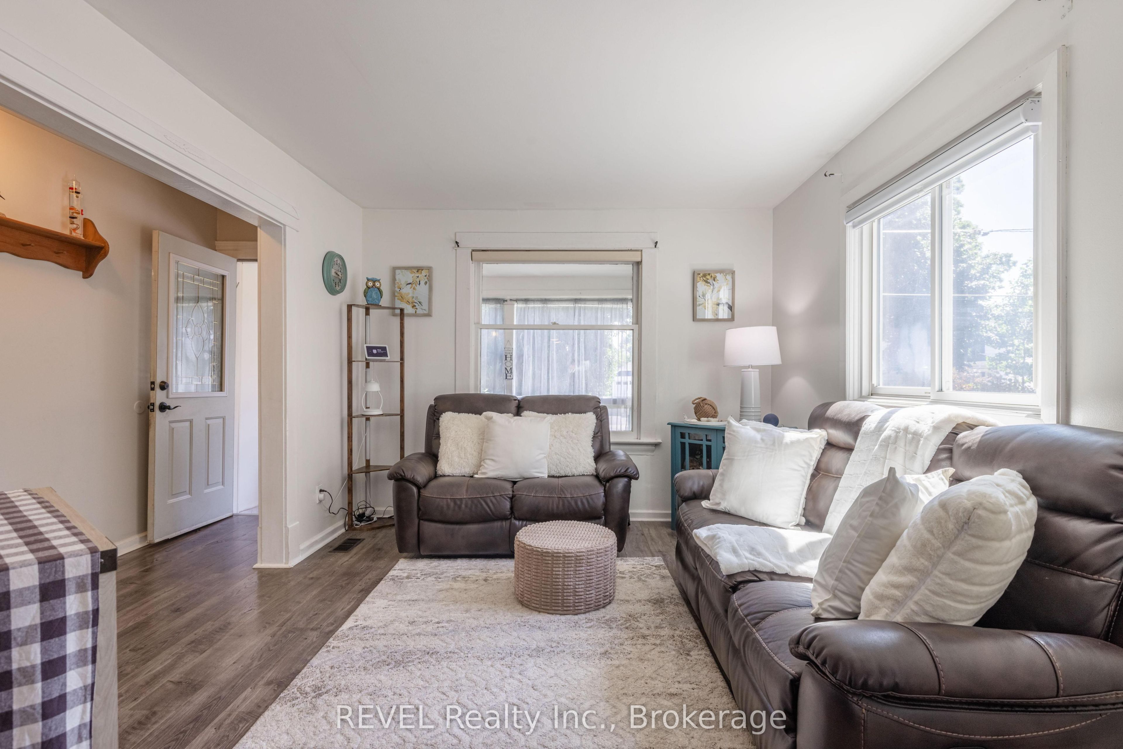 41 Ottawa Street Property Photo 11
