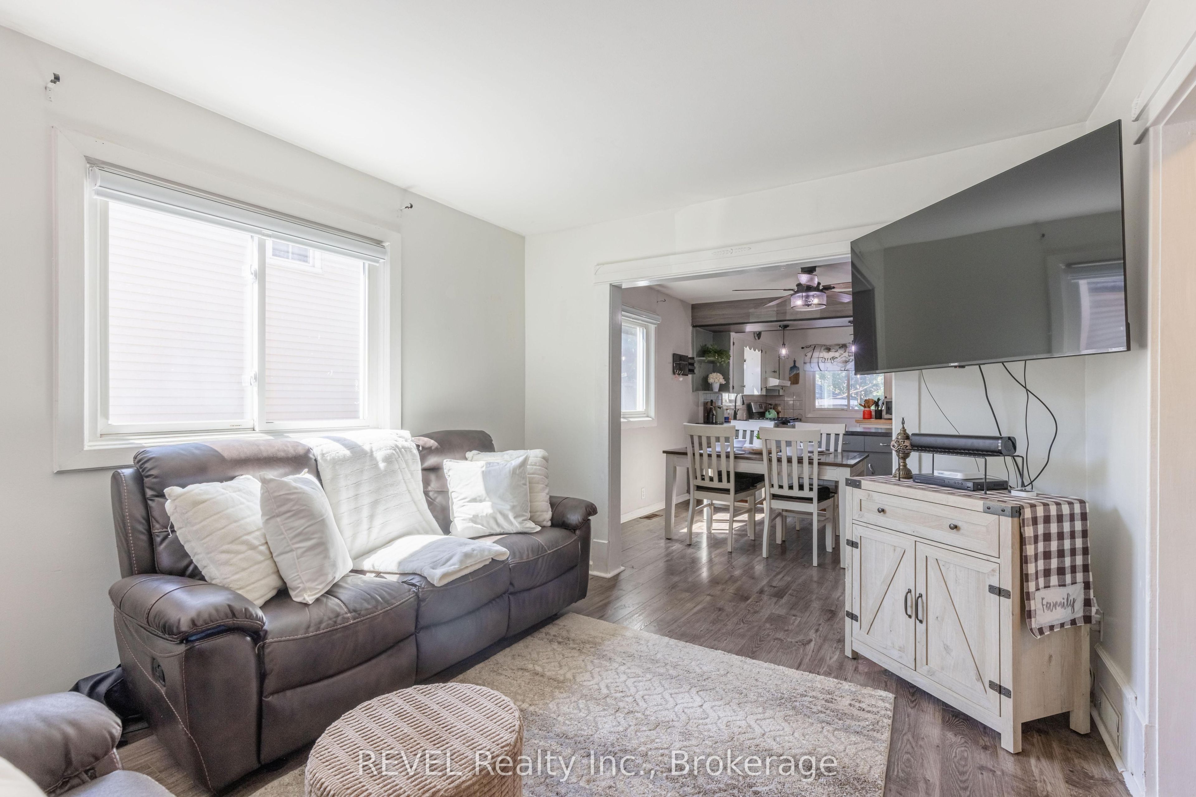 41 Ottawa Street Property Photo 12
