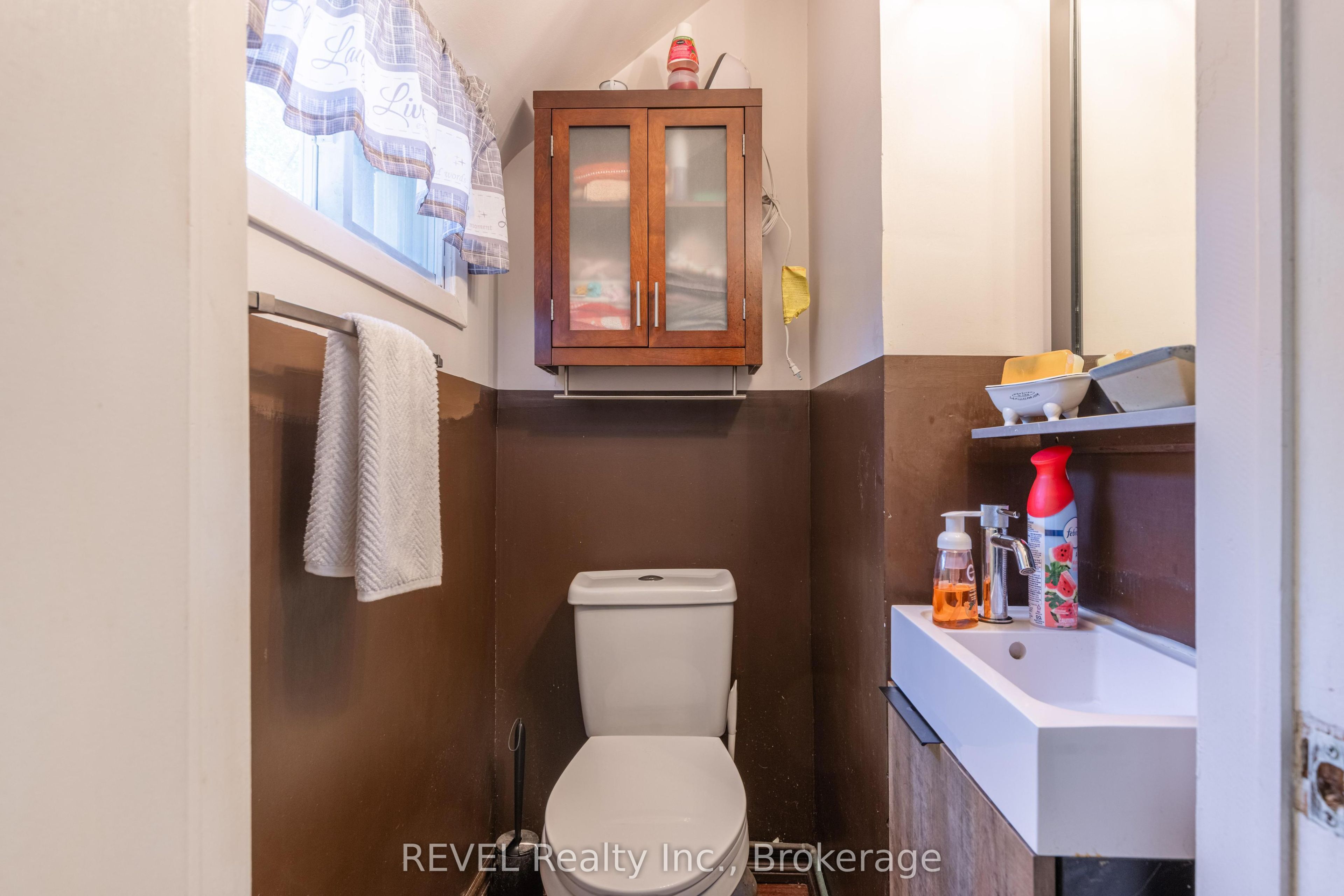 41 Ottawa Street Property Photo 17
