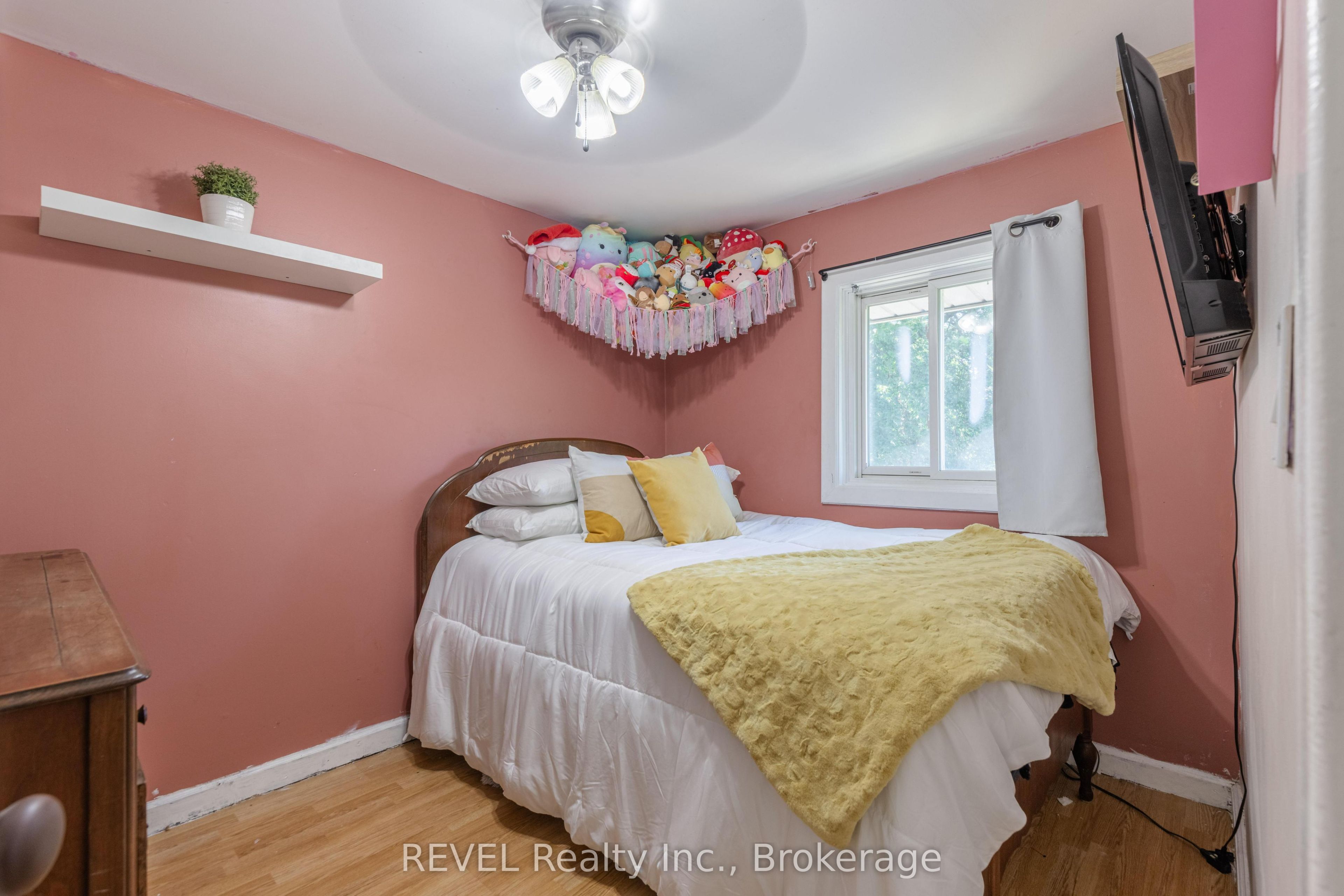 41 Ottawa Street Property Photo 22
