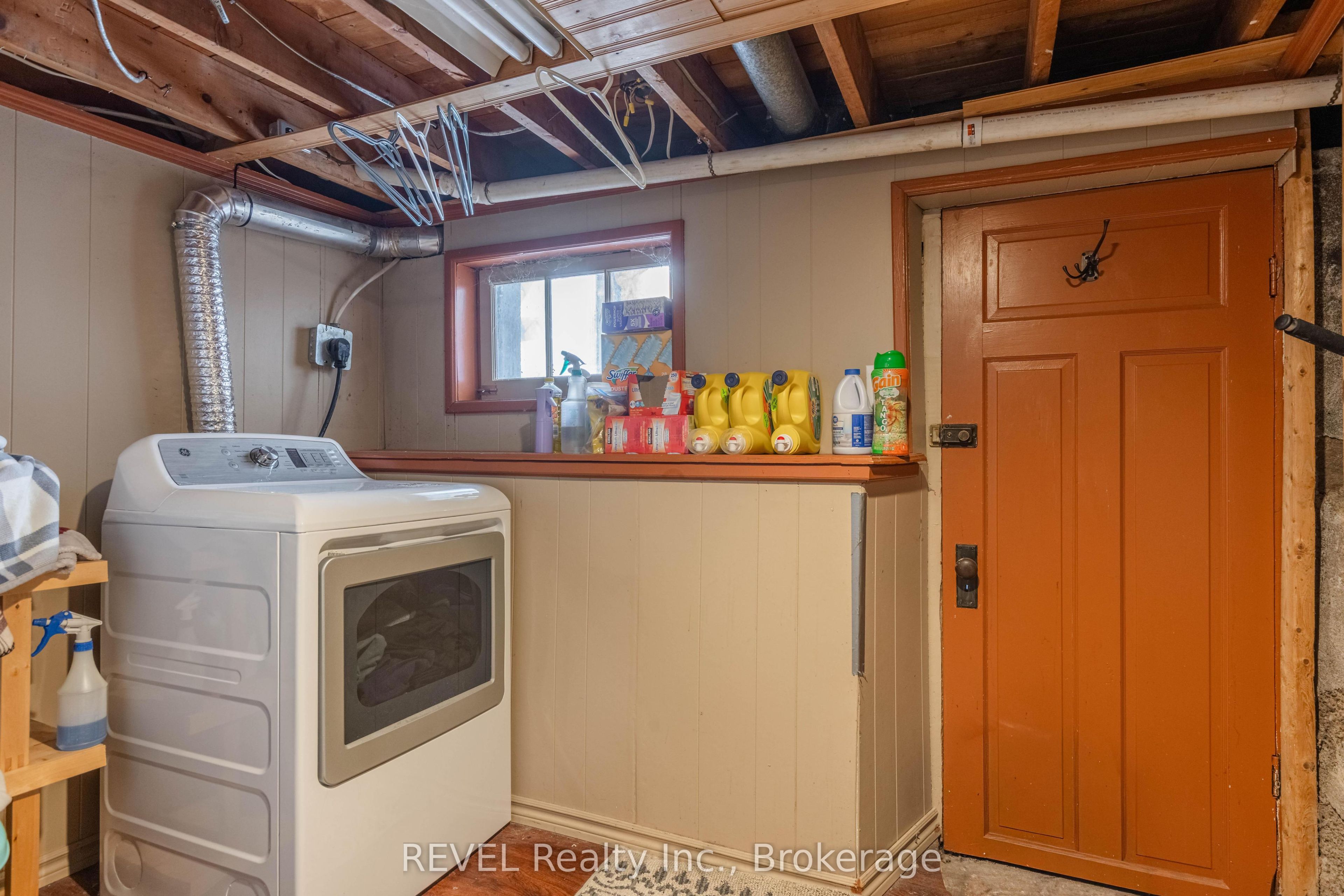 41 Ottawa Street Property Photo 25