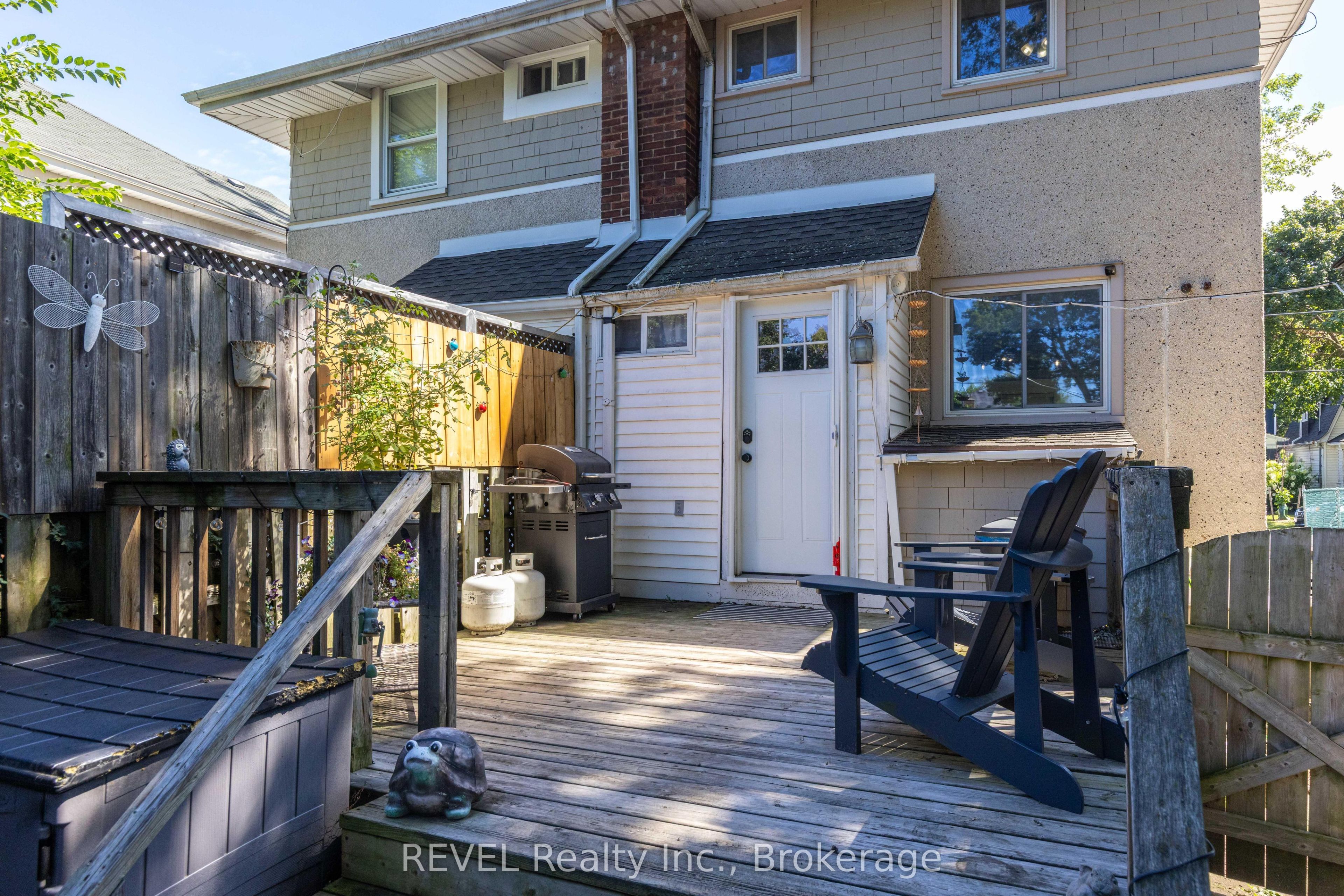 41 Ottawa Street Property Photo 26