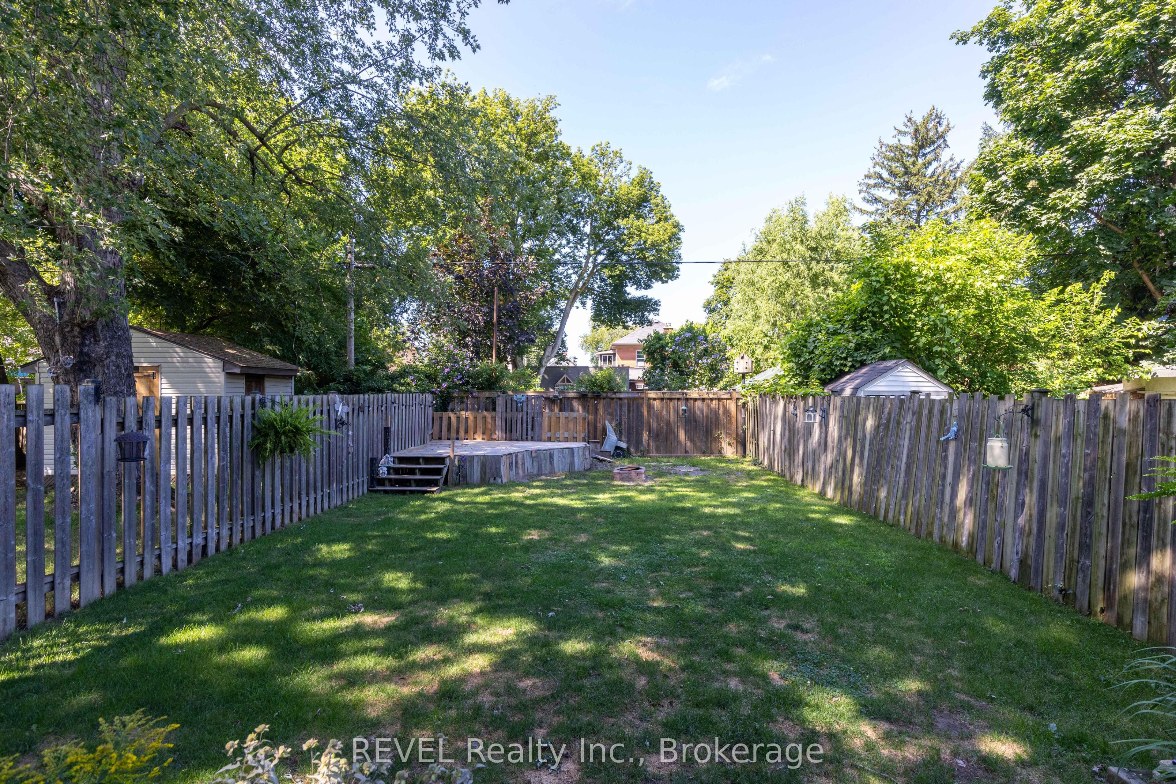41 Ottawa Street Property Photo 29