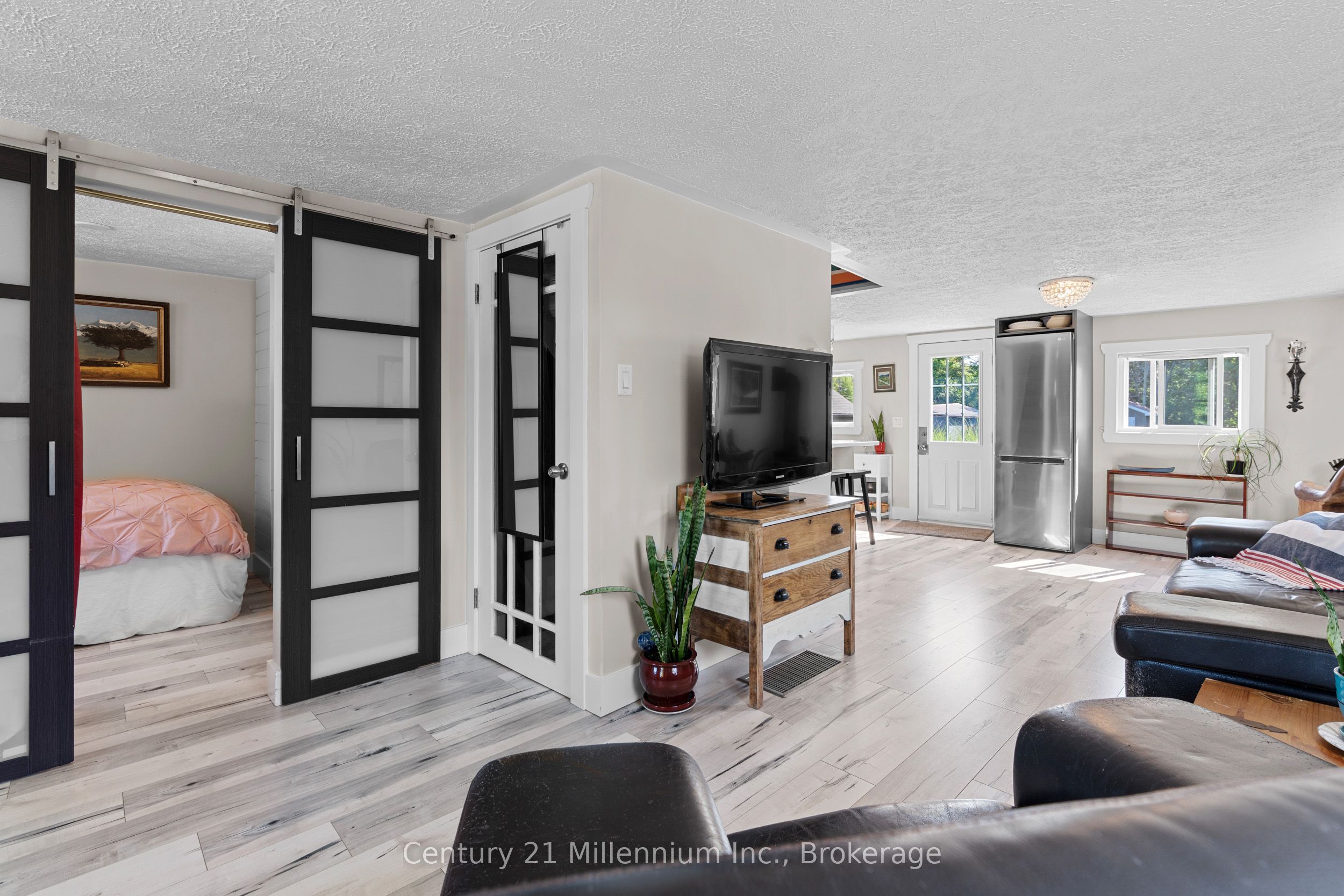 661 Watson Street Property Photo 16