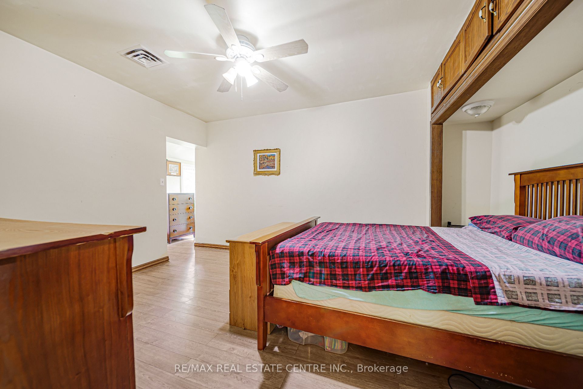 1374 5th Concession Road W Property Photo 13