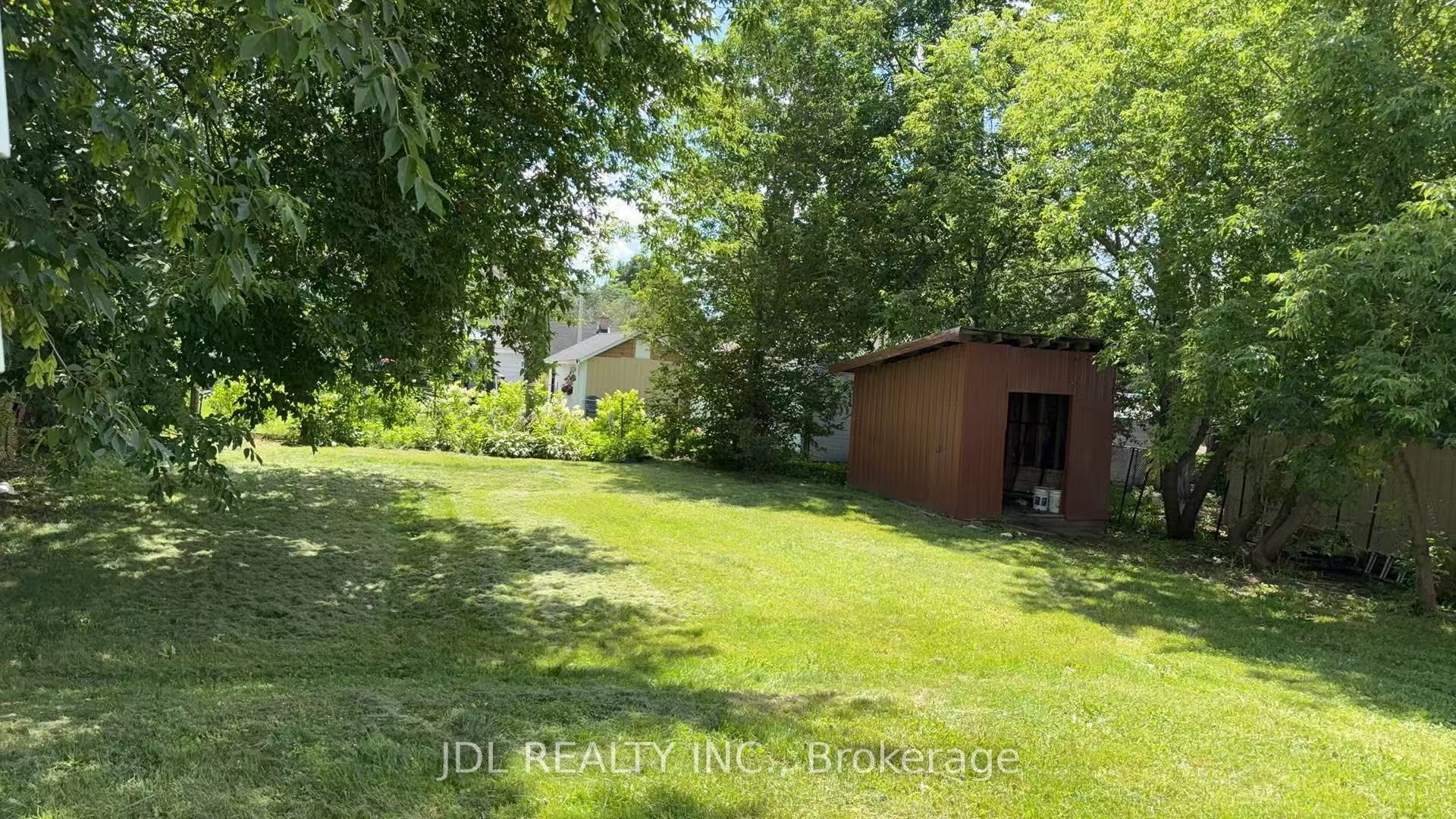 238 Hunter Street Property Photo 17