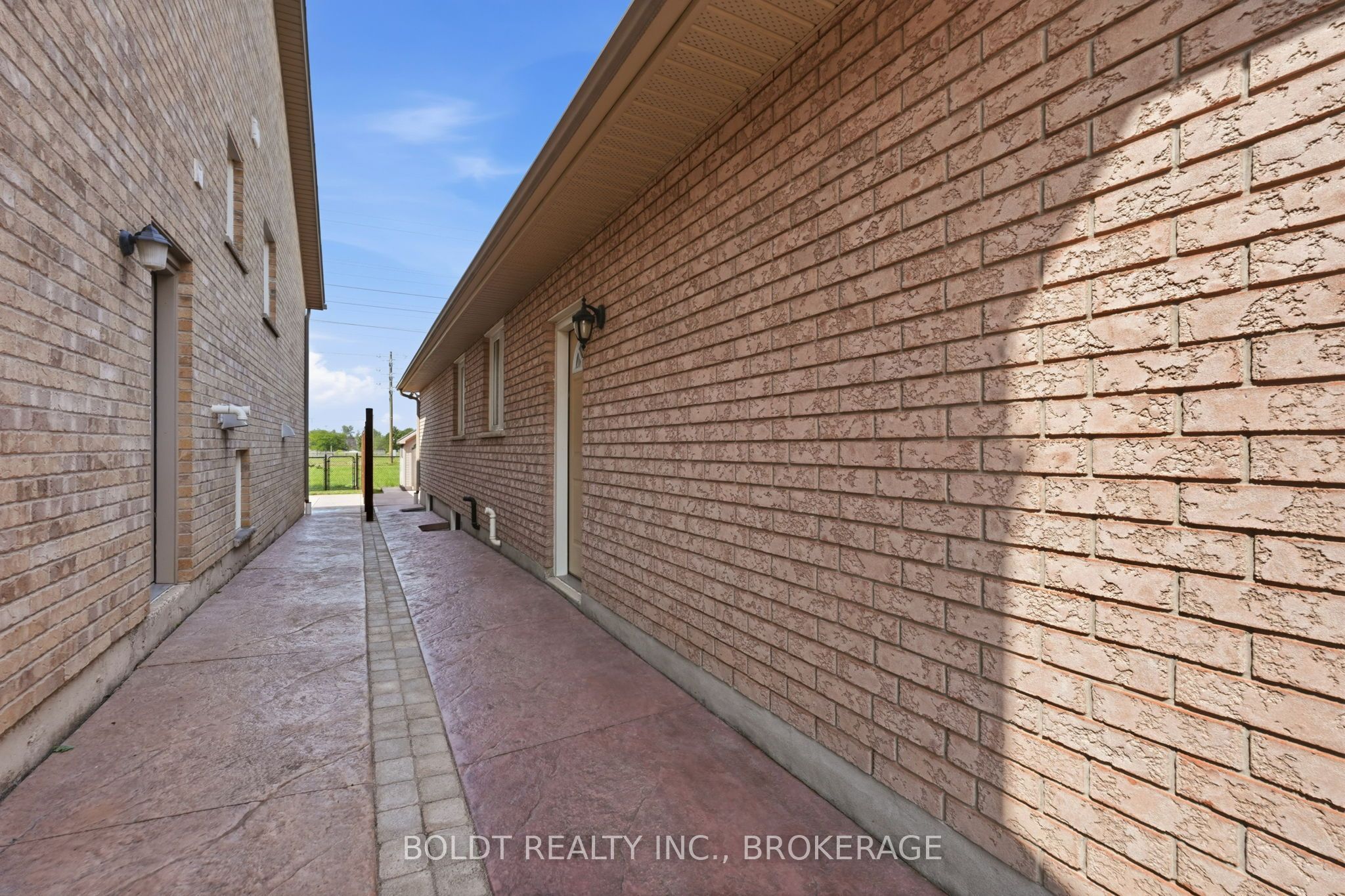 9 Nicholas Drive Property Photo 43