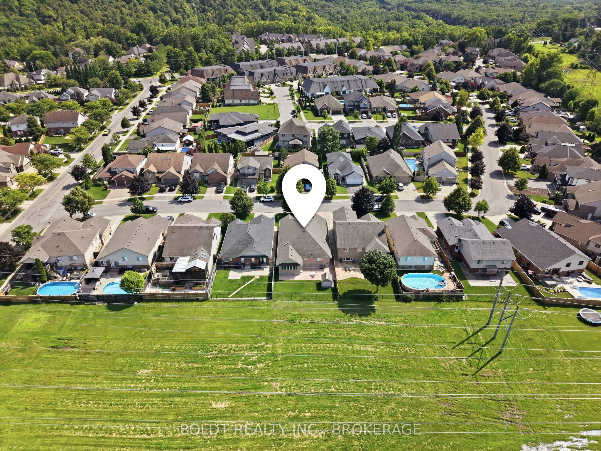 9 Nicholas Drive Property Photo 47