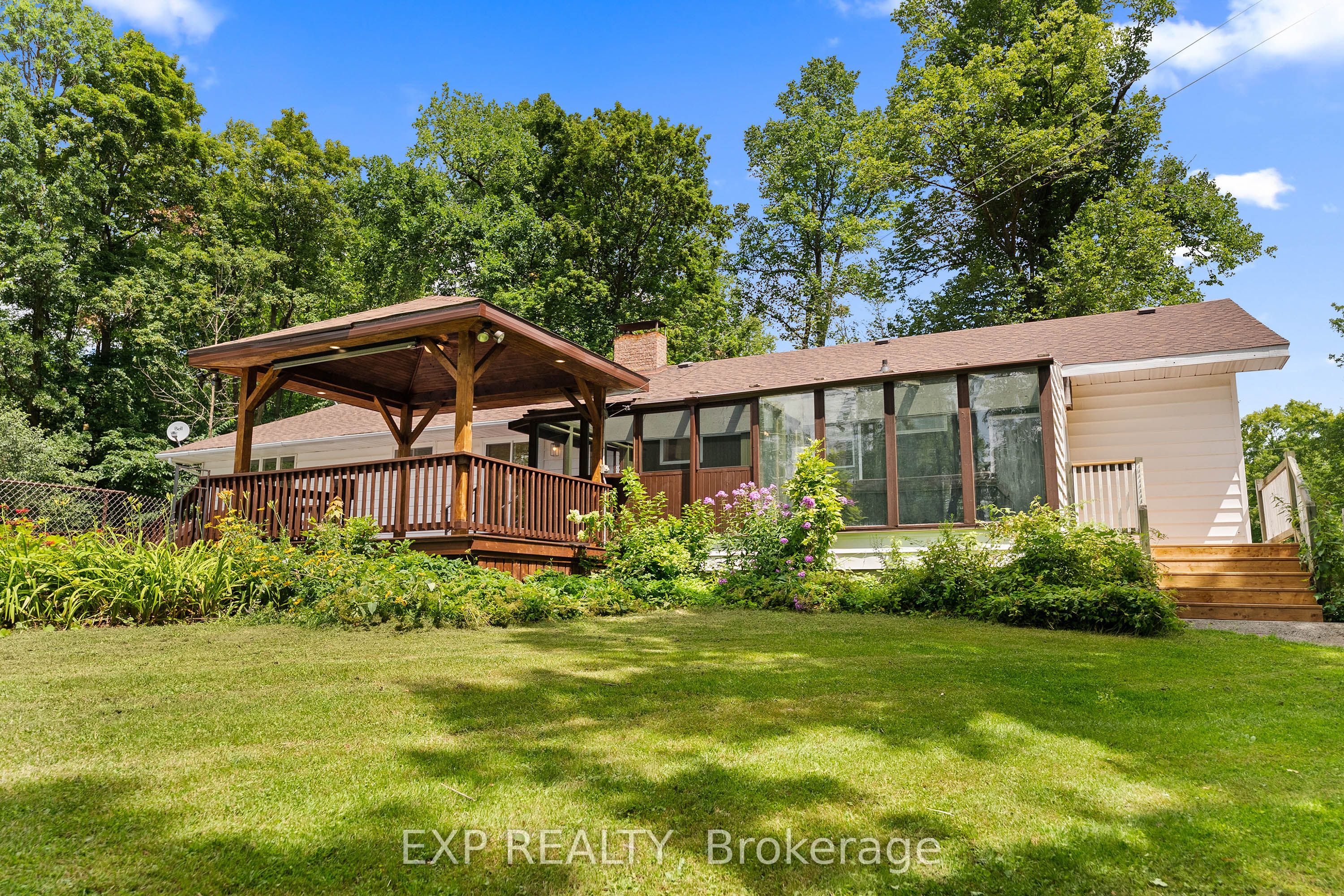541 Collins Road Property Photo 15