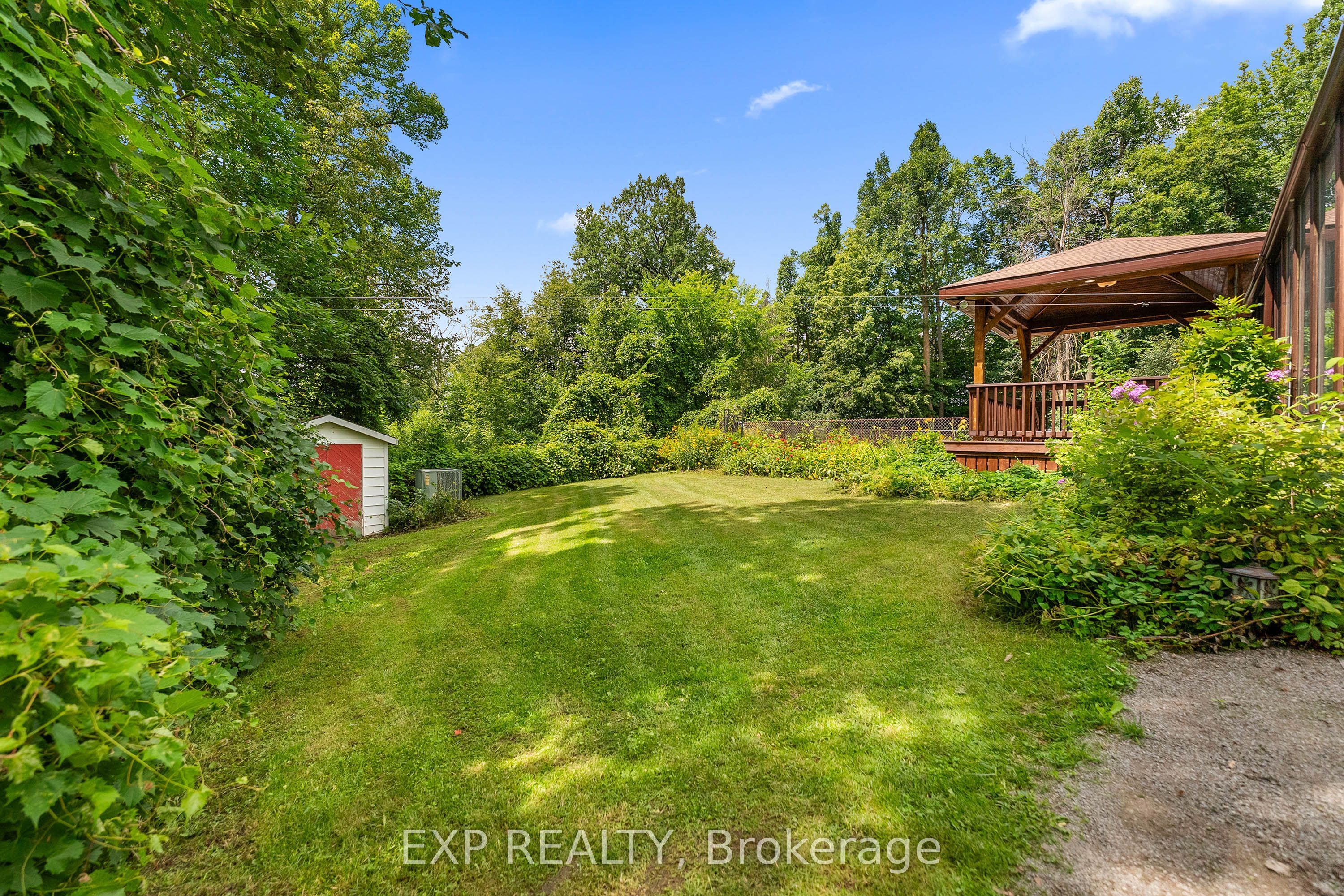 541 Collins Road Property Photo 16