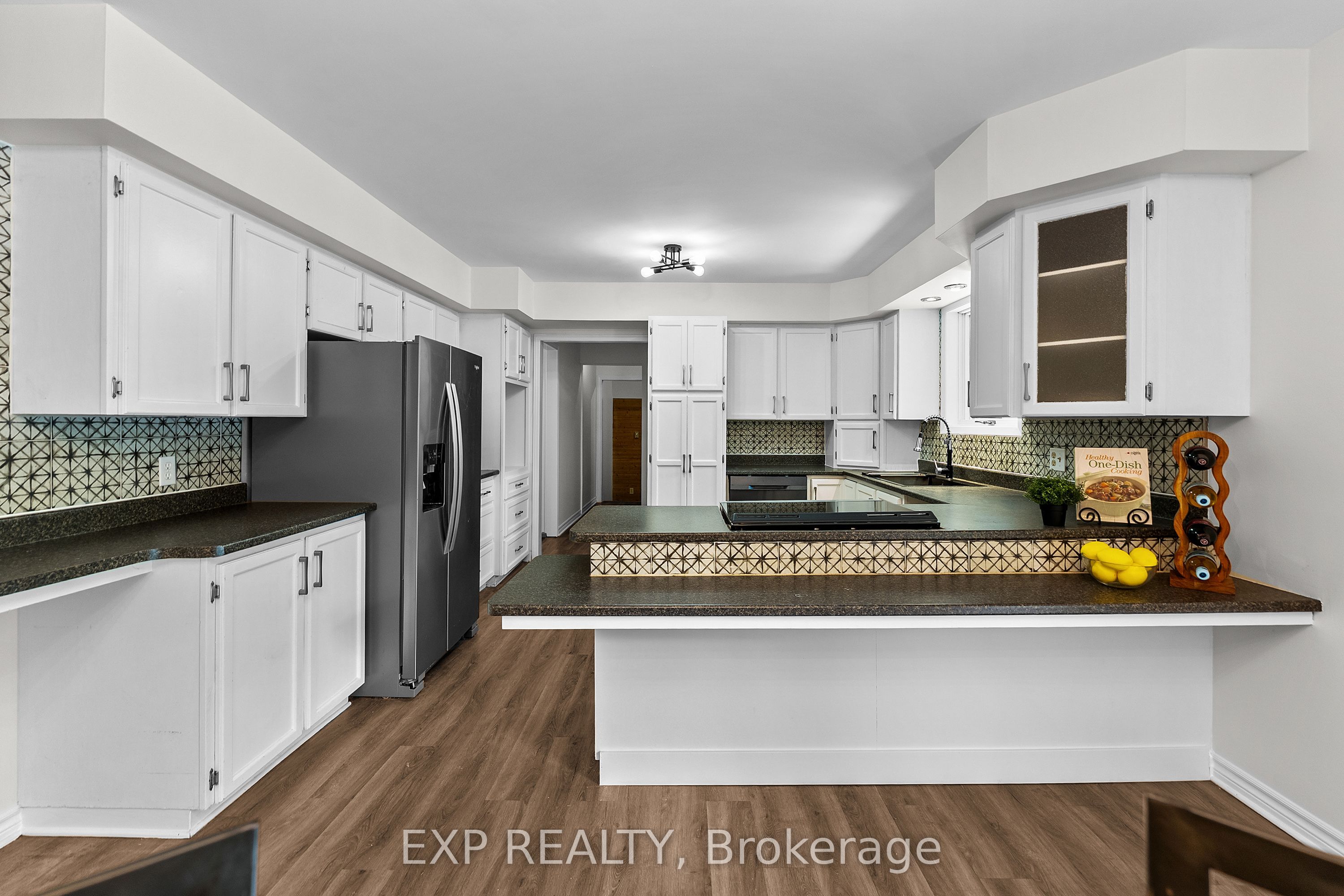 541 Collins Road Property Photo 27