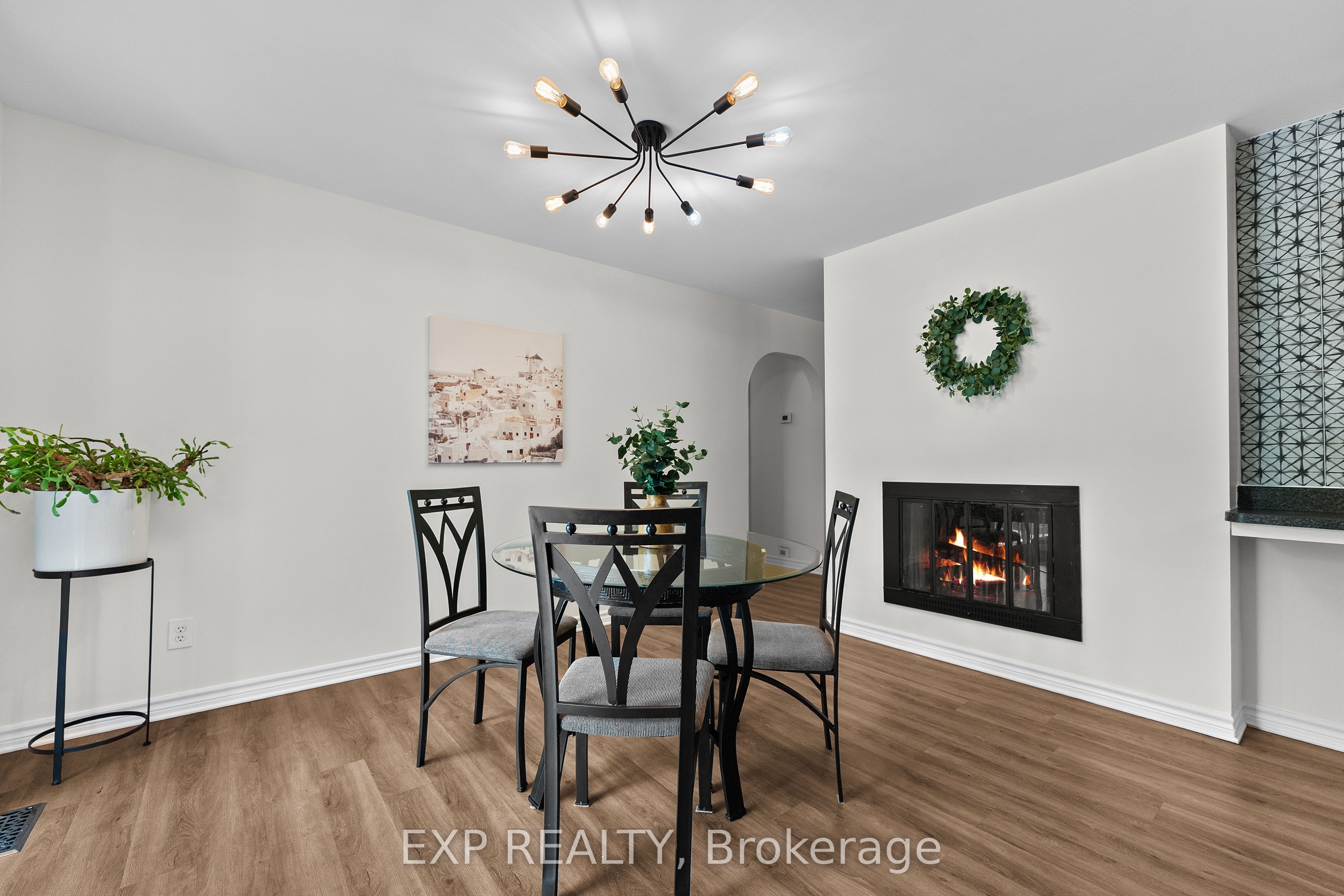 541 Collins Road Property Photo 31