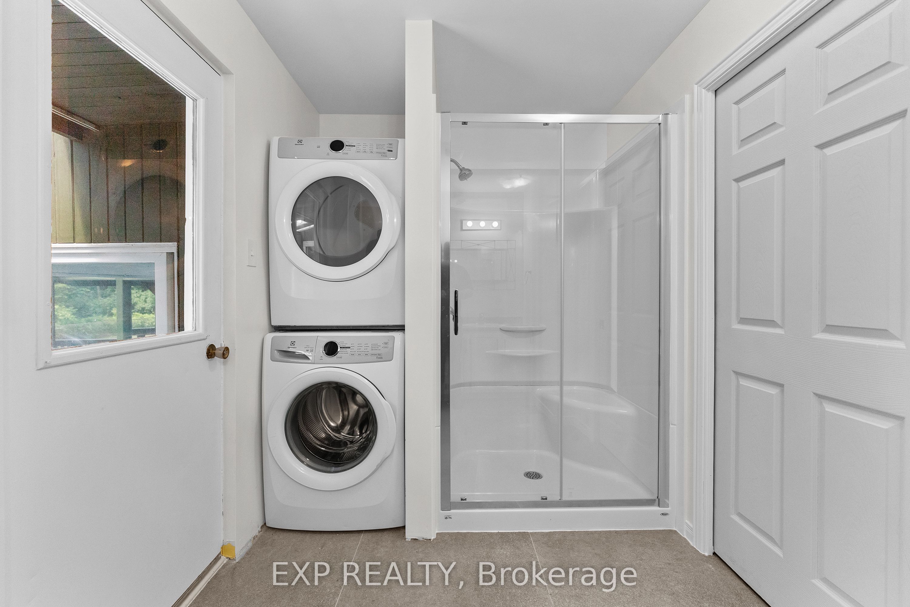 541 Collins Road Property Photo 36