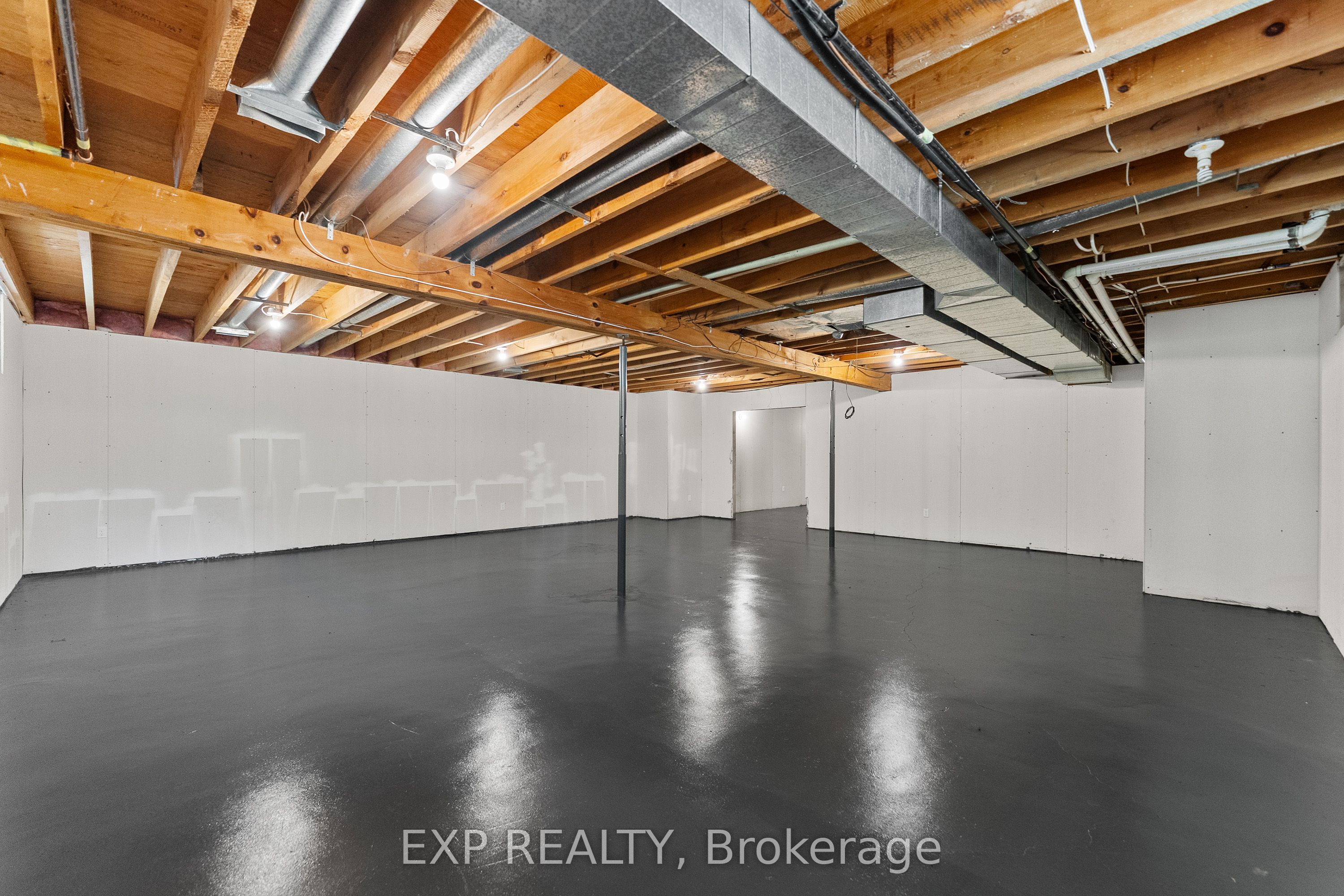 541 Collins Road Property Photo 44