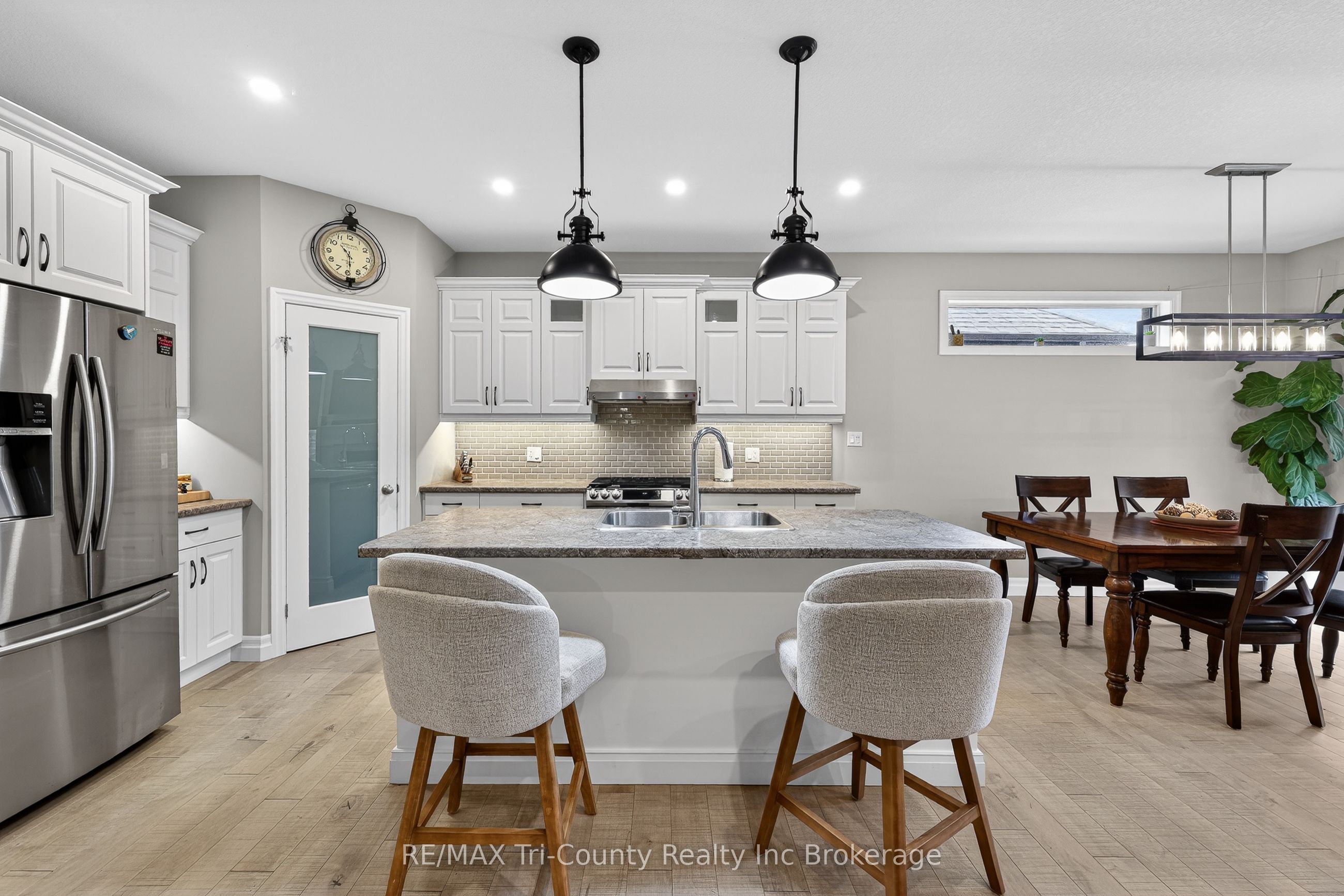 150 Denrich Avenue Property Photo 7