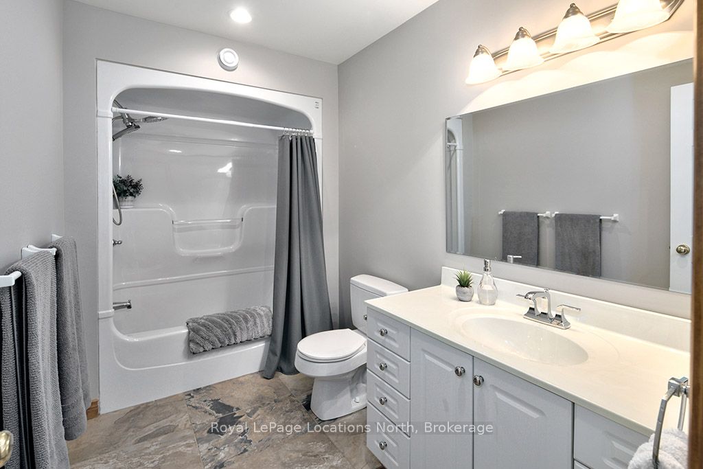 166 Sunset Boulevard Property Photo 26