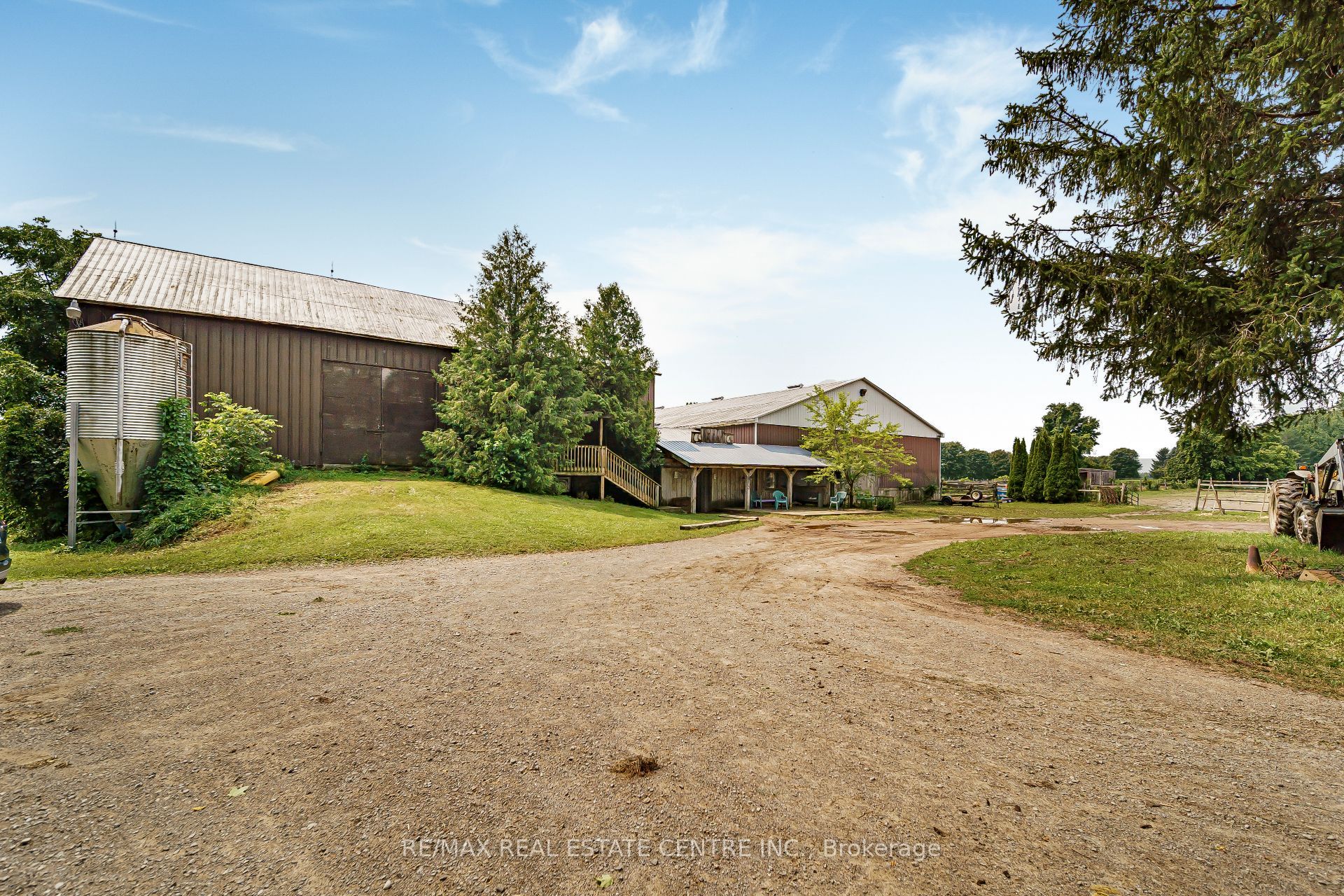 1374 5th Concession Road W Property Photo 21