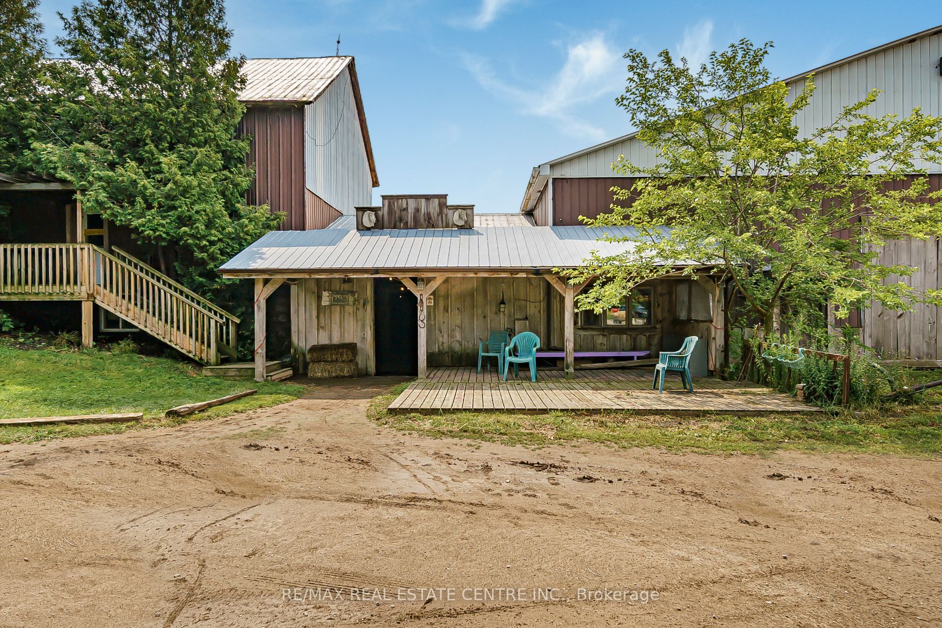 1374 5th Concession Road W Property Photo 23