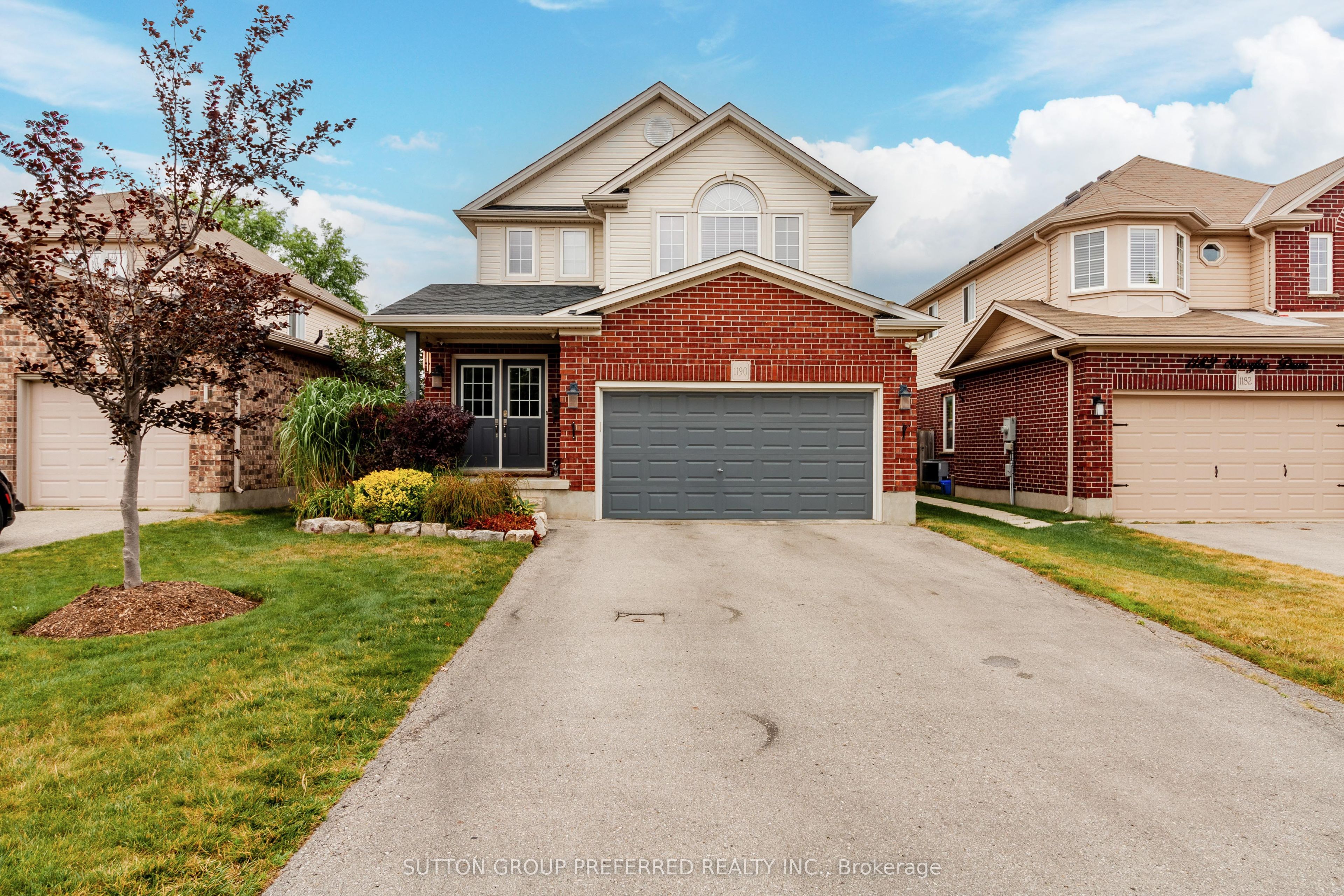 1190 Silverfox Drive Property Photo 1