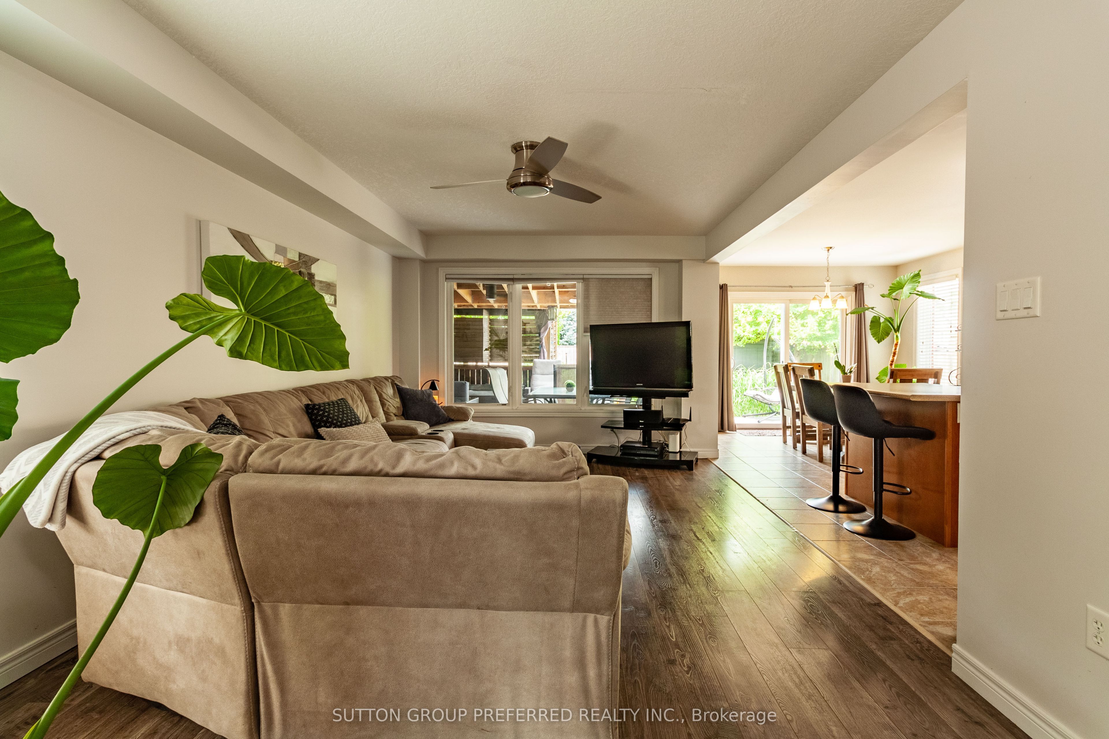 1190 Silverfox Drive Property Photo 16