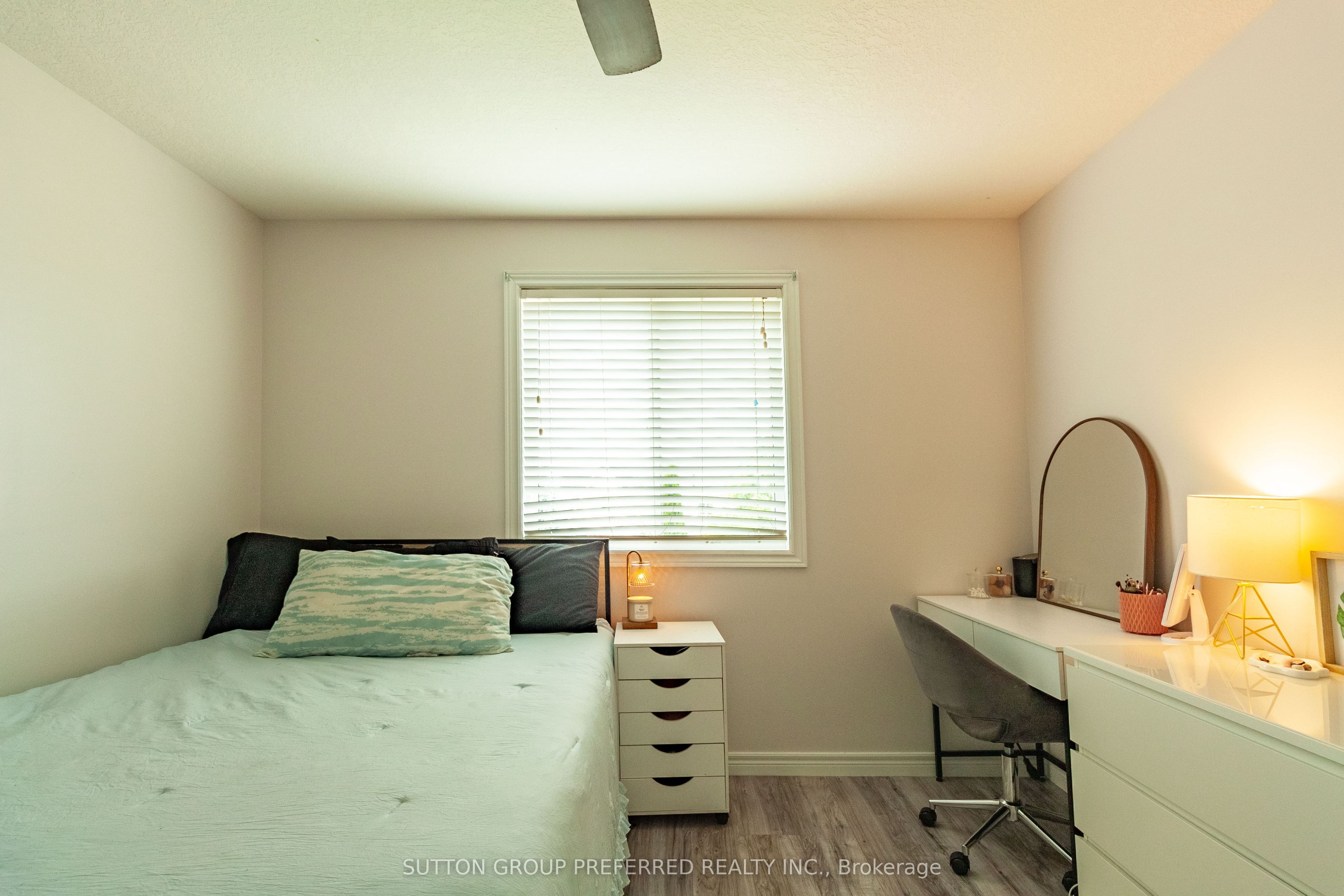 1190 Silverfox Drive Property Photo 23