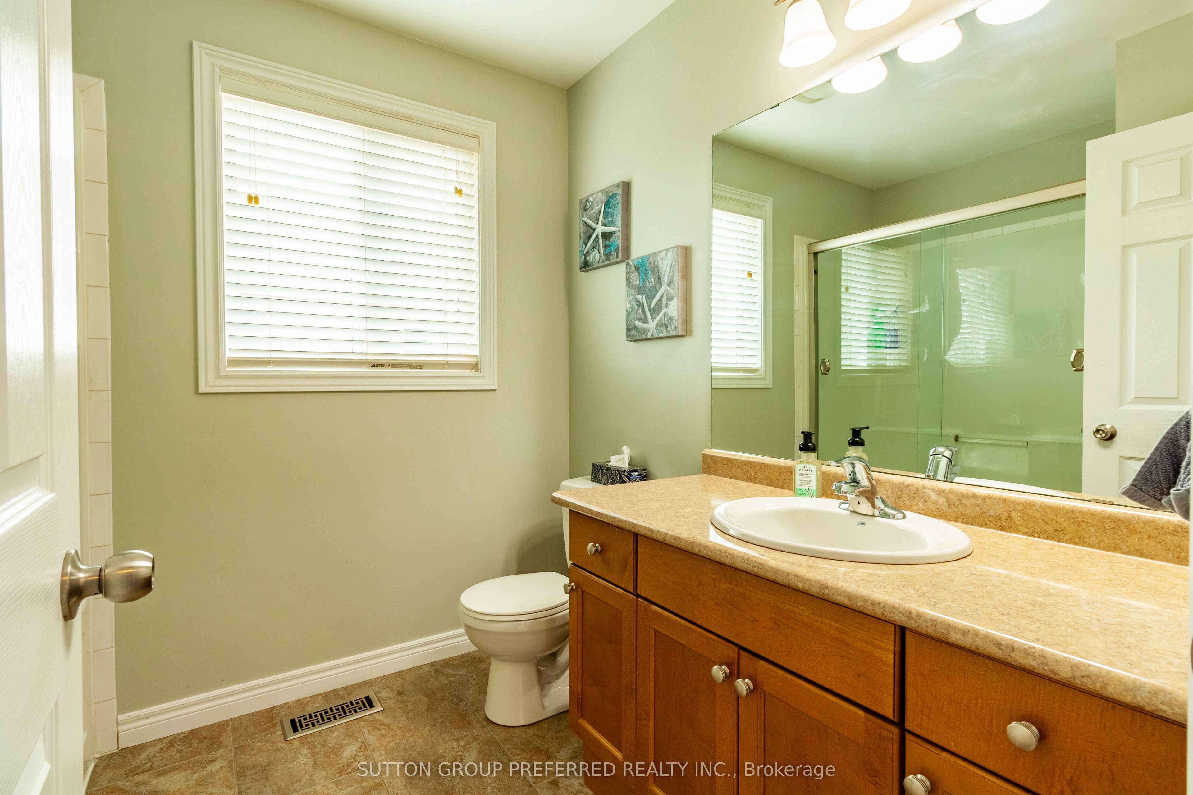 1190 Silverfox Drive Property Photo 24
