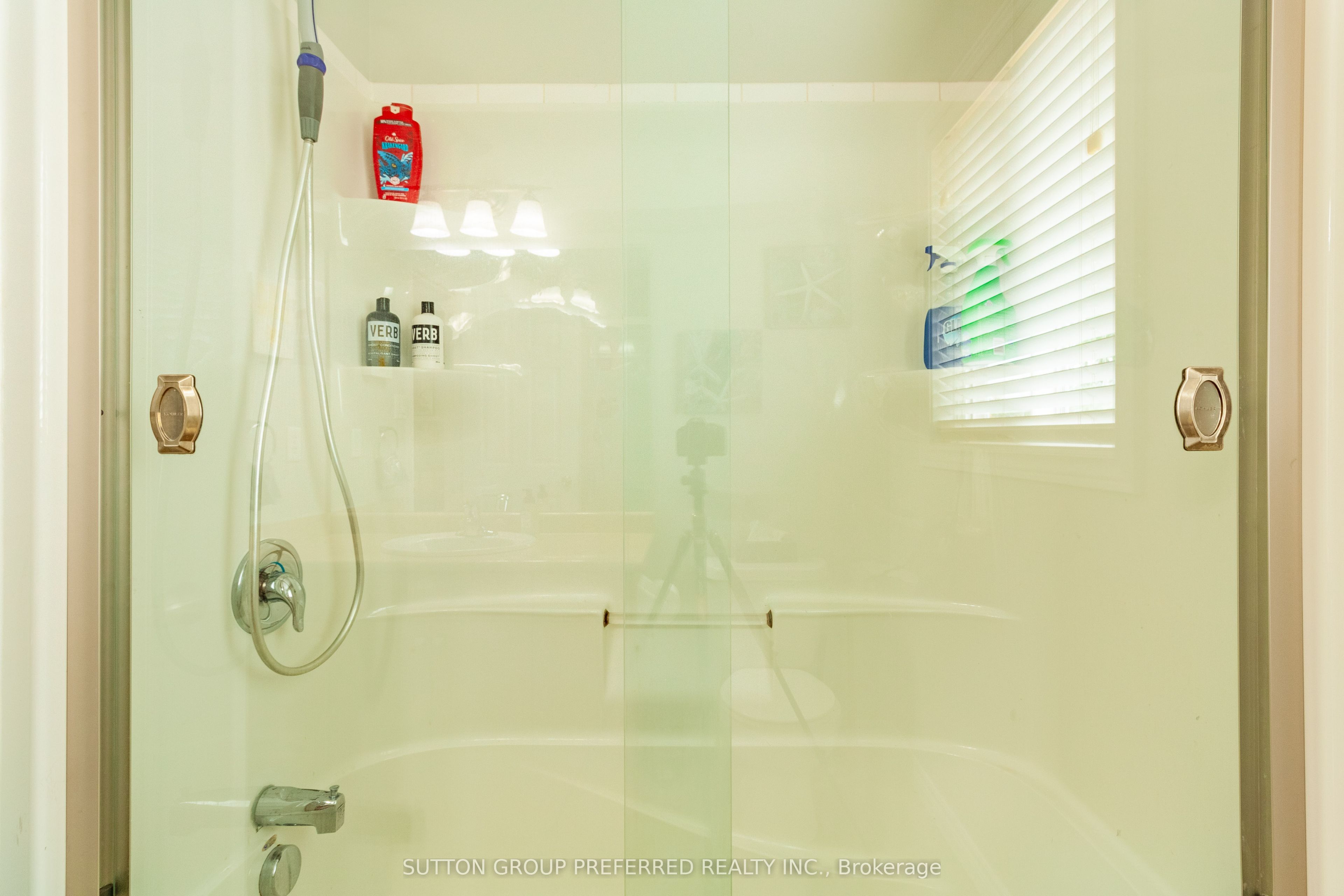 1190 Silverfox Drive Property Photo 25