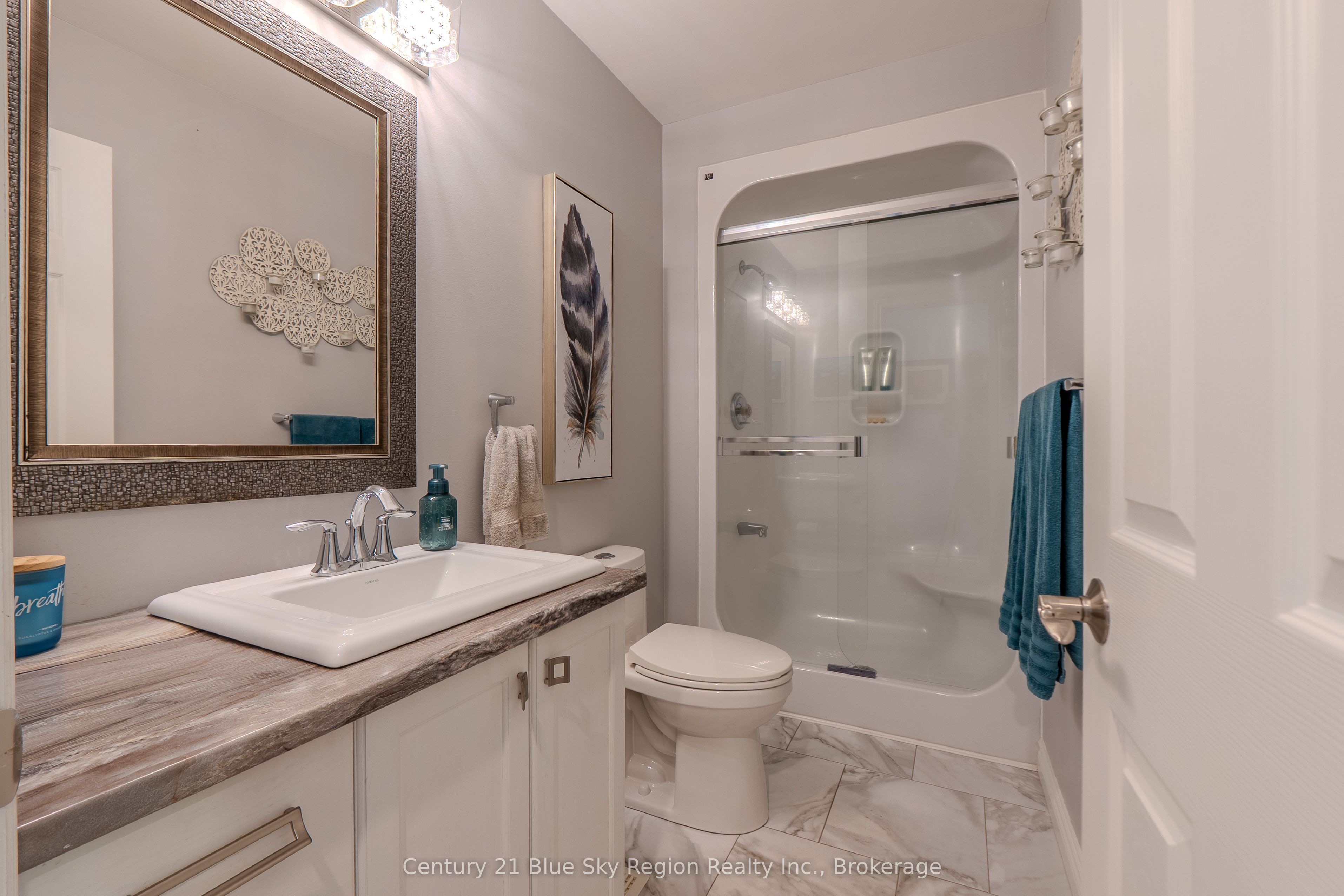 731 Macpherson Drive Property Photo 16