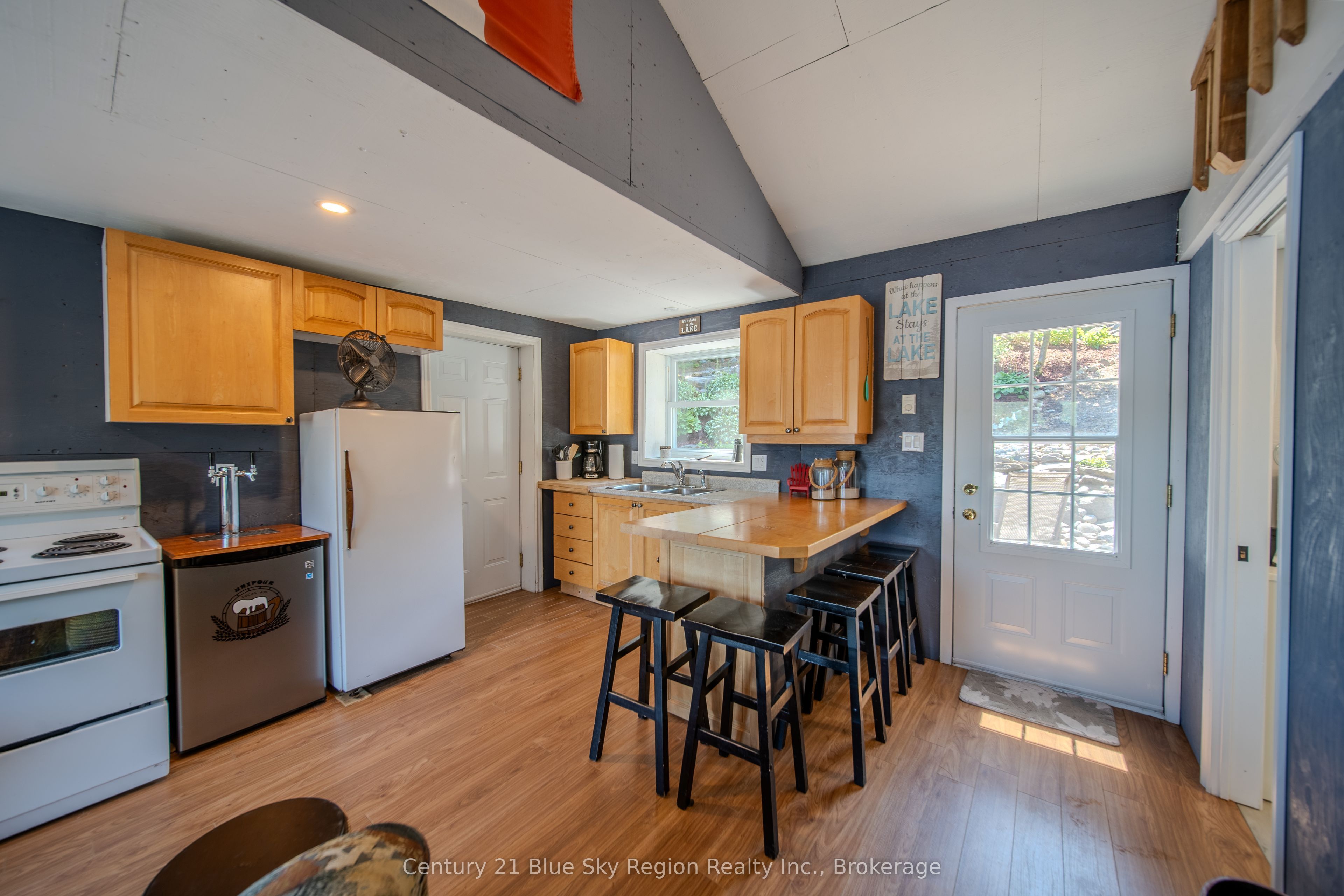731 Macpherson Drive Property Photo 31
