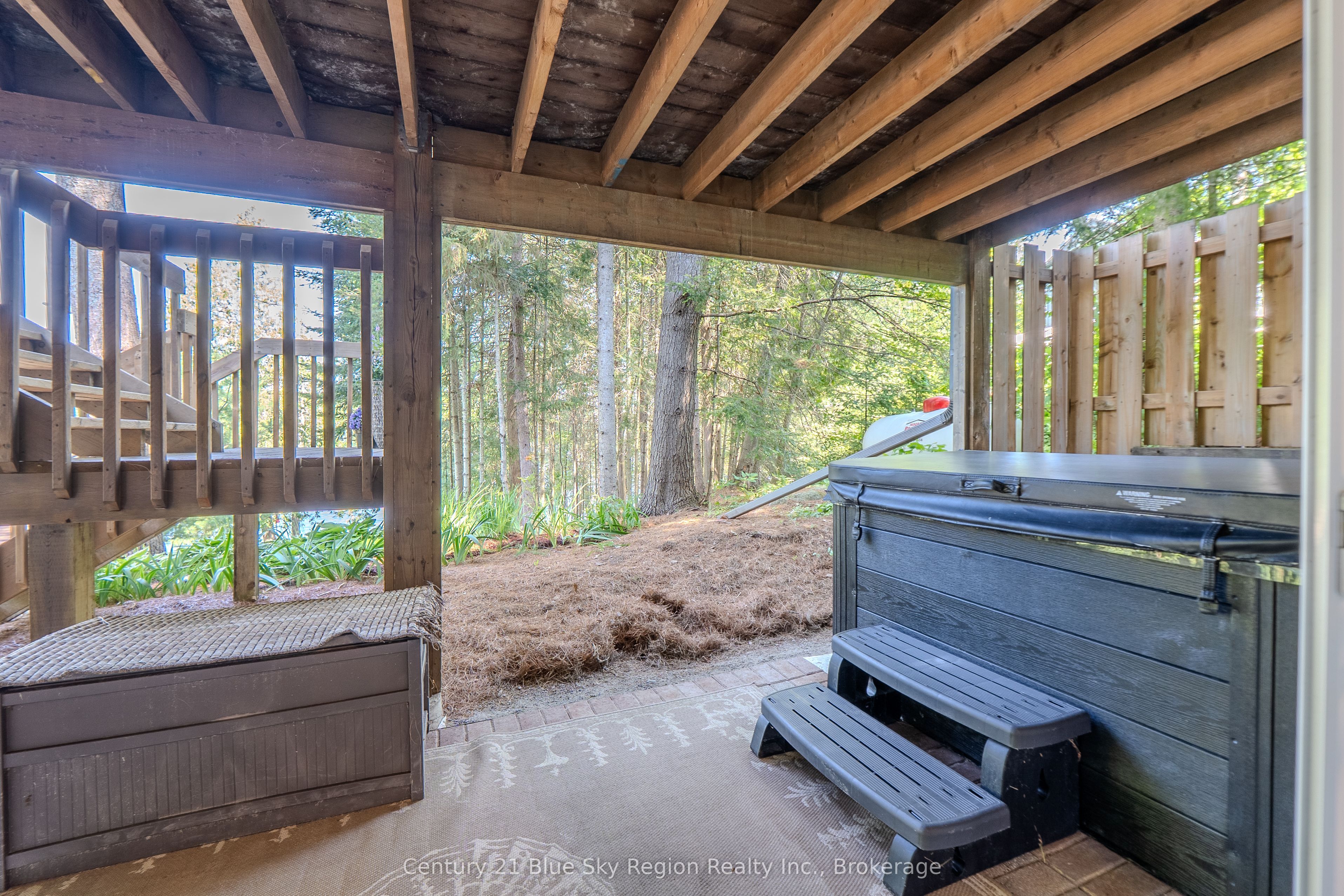 731 Macpherson Drive Property Photo 32