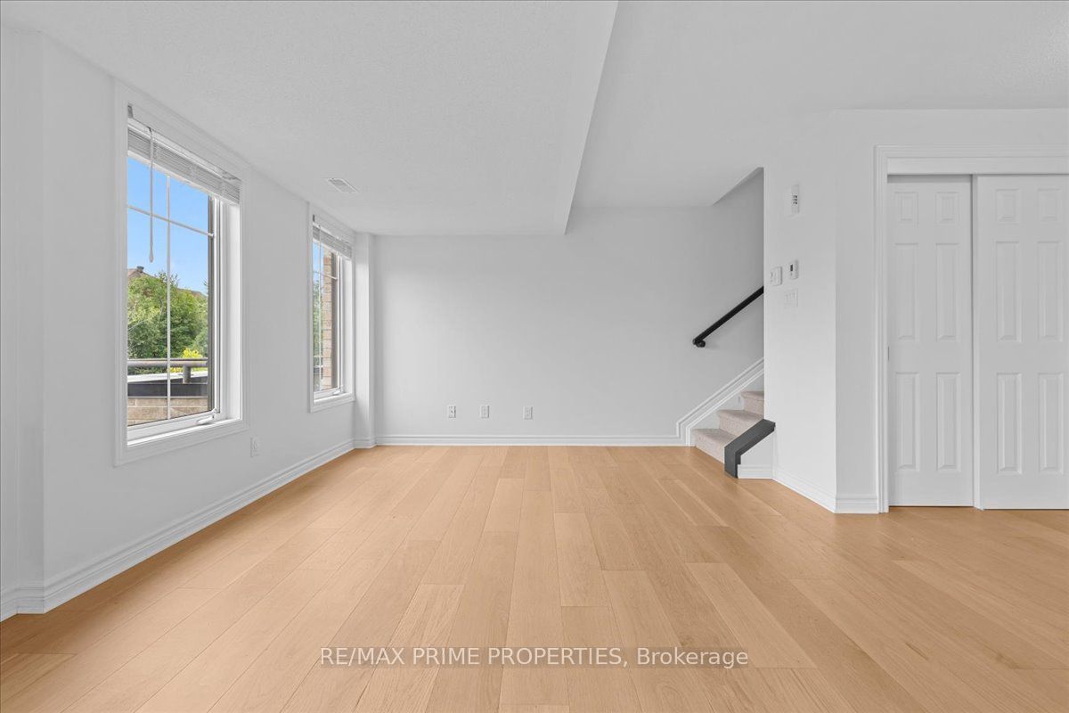 279 Titanium Private B Property Photo 12