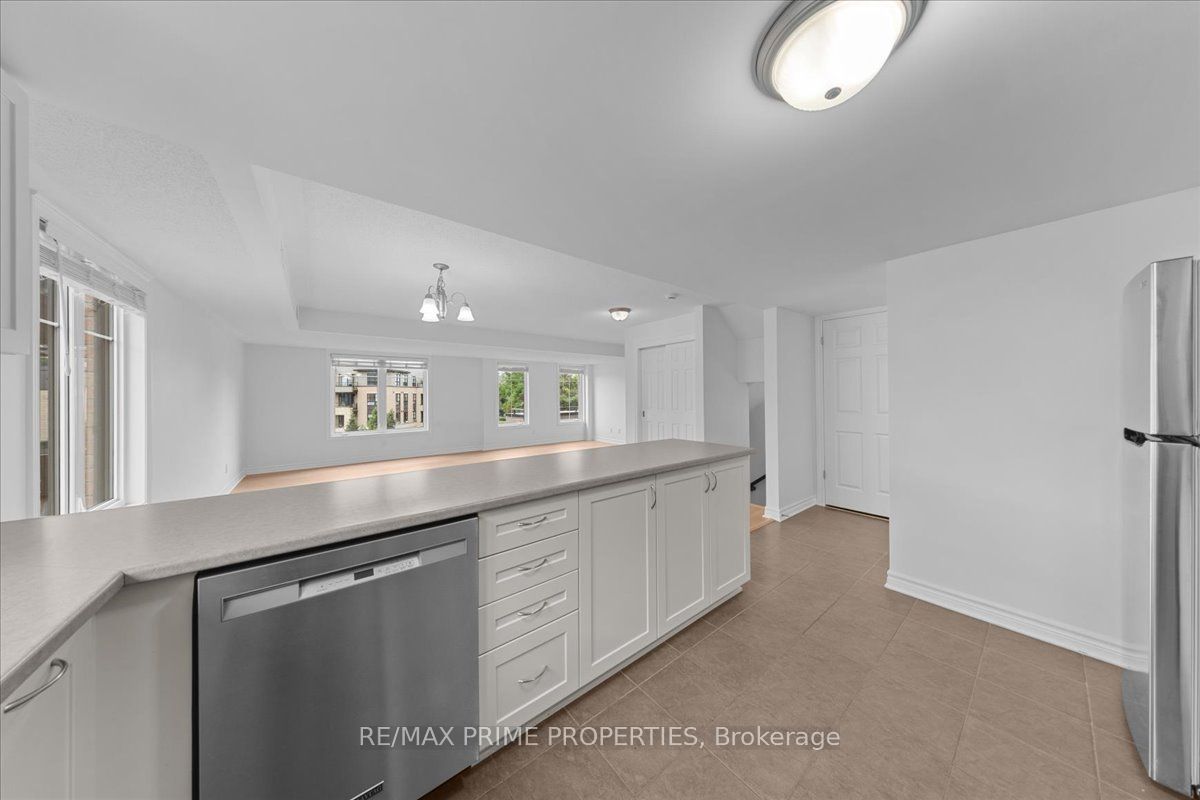 279 Titanium Private B Property Photo 17