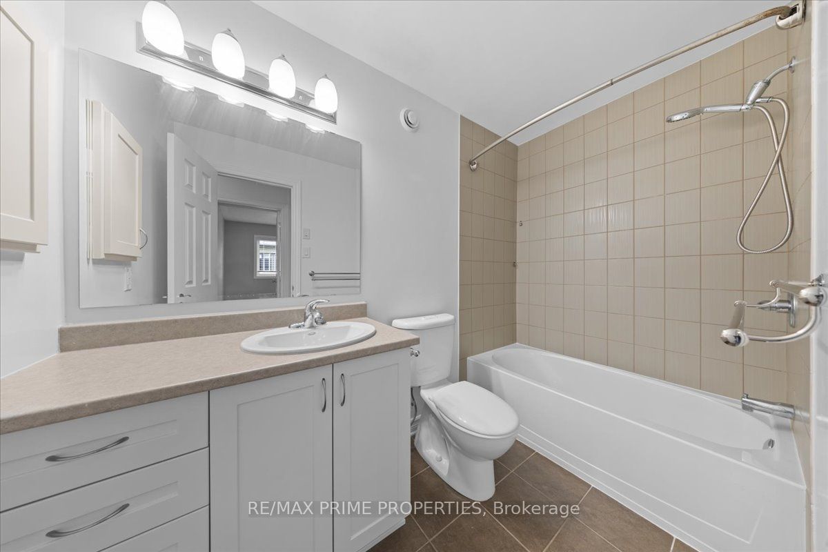 279 Titanium Private B Property Photo 29