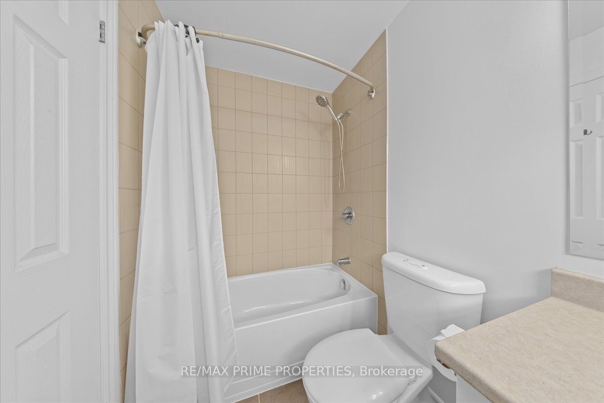 279 Titanium Private B Property Photo 30
