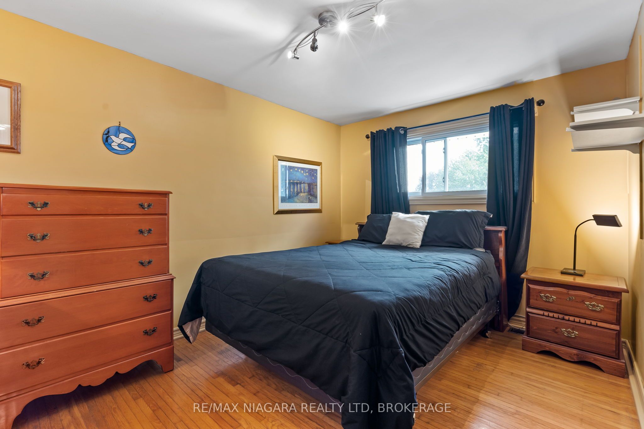 28 Thorncrest Road Property Photo 20
