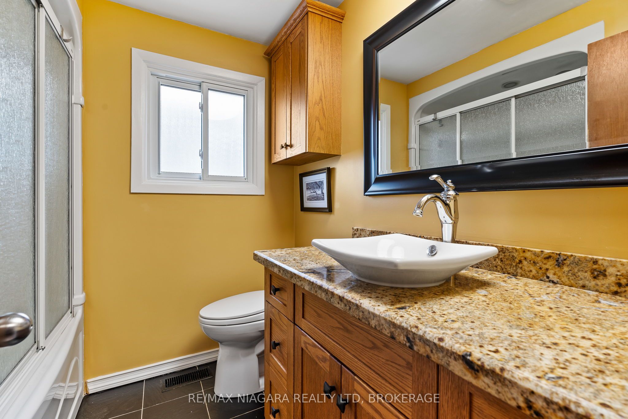 28 Thorncrest Road Property Photo 22
