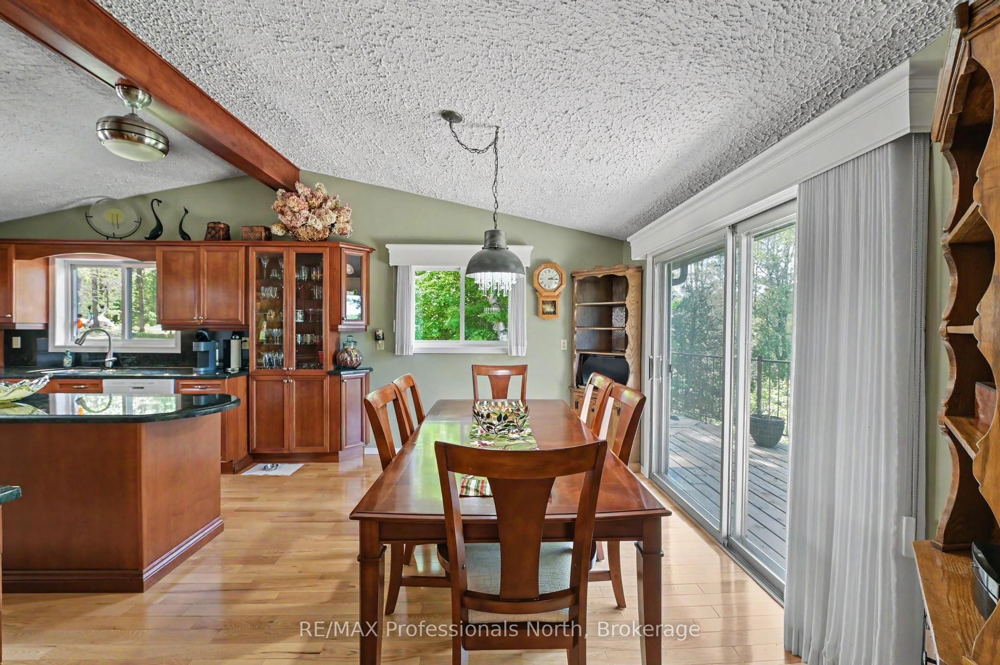 1015 Kelson Road Property Photo 14