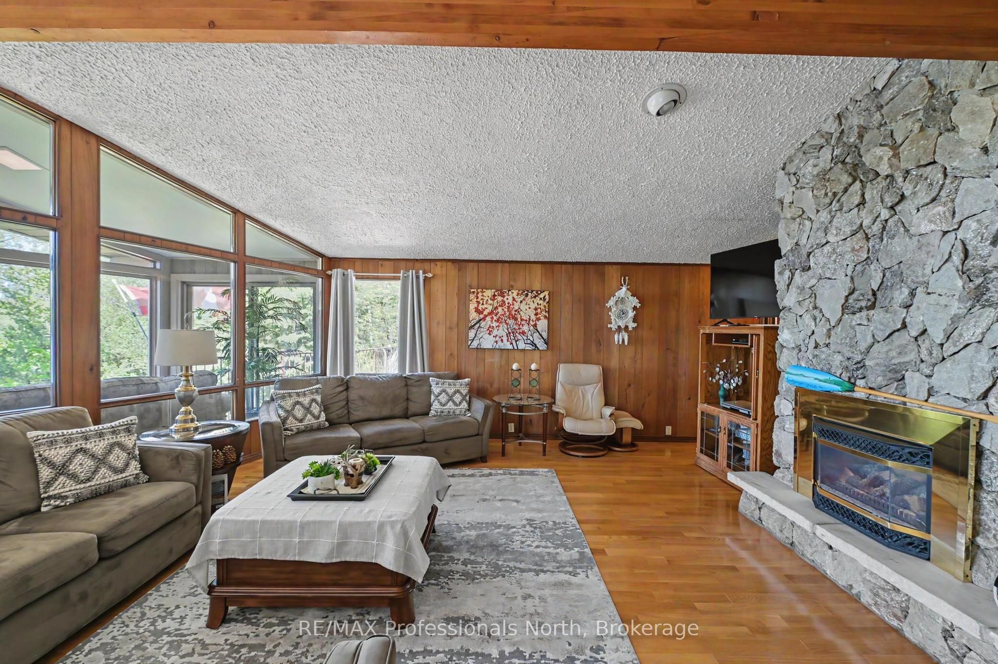 1015 Kelson Road Property Photo 15