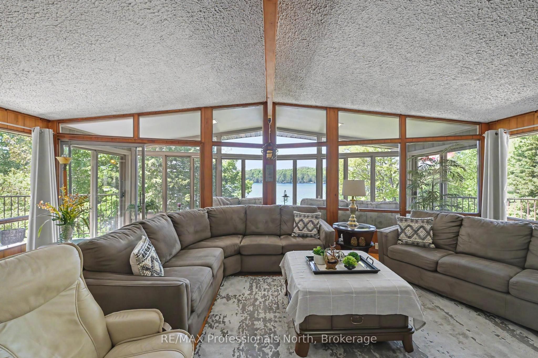 1015 Kelson Road Property Photo 16