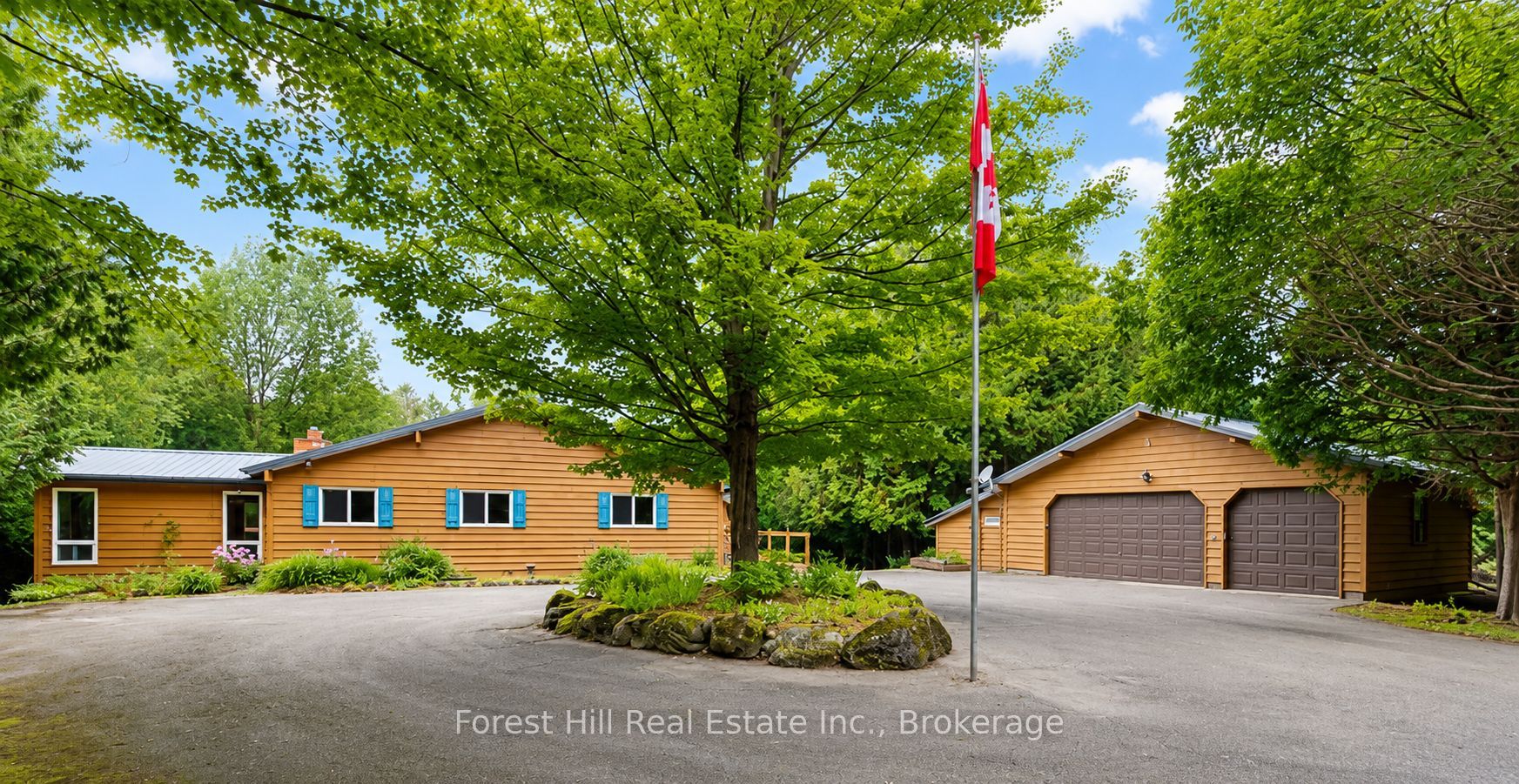 344511 North Line Property Photo 1
