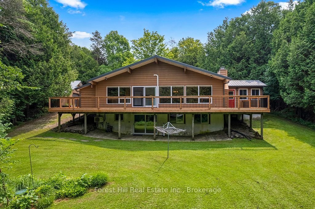 344511 North Line Property Photo 5