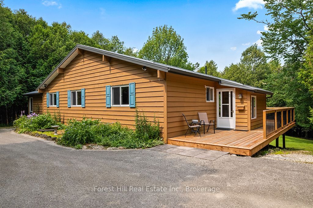344511 North Line Property Photo 6