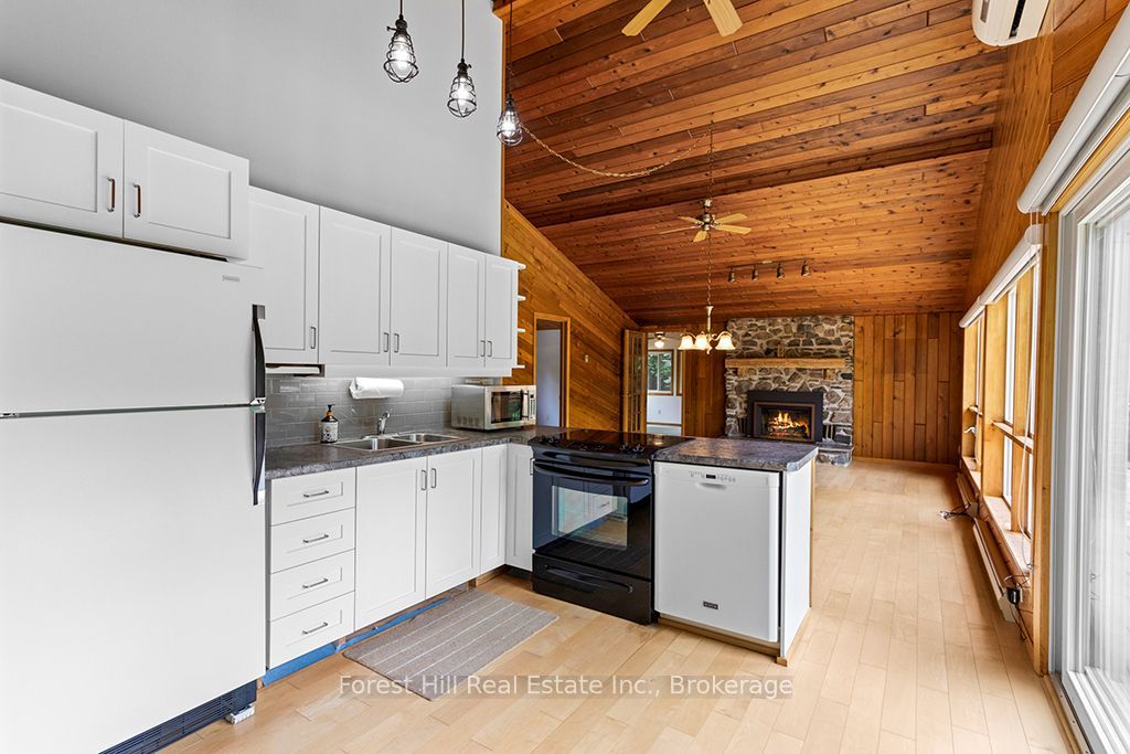 344511 North Line Property Photo 10
