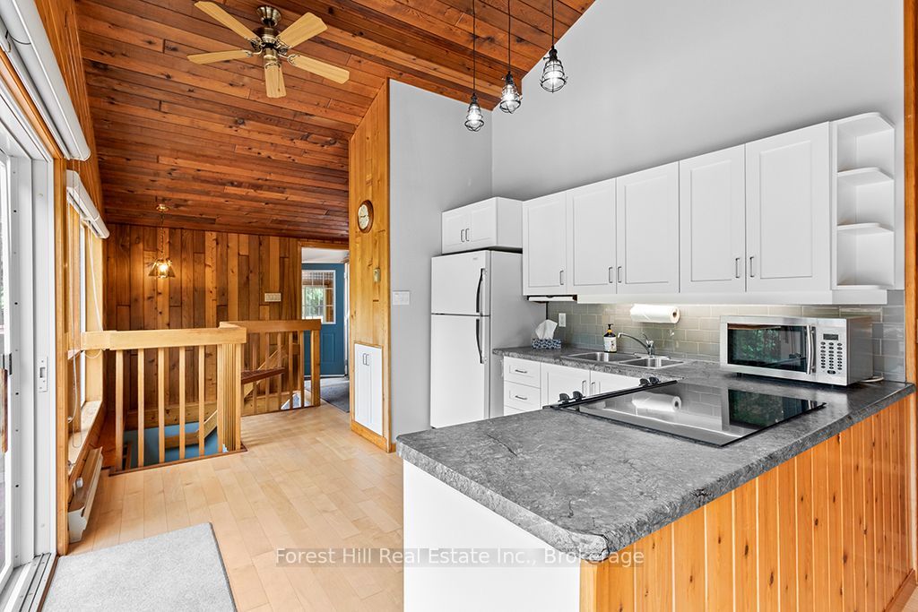344511 North Line Property Photo 11